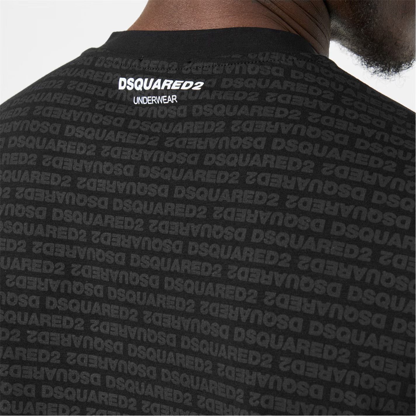 Dsquared2 o1g2r1mq0426 All Over Logo T-Shirt in Black Size US M / EU 48-50 / 2 - 3 Thumbnail