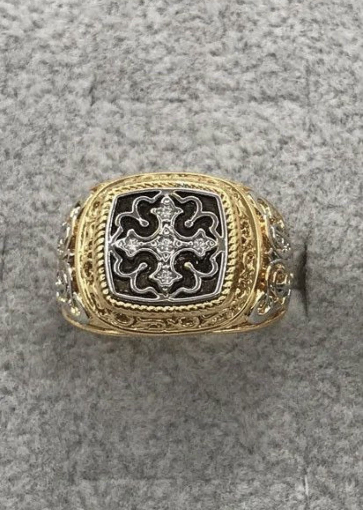 Jewelry × Vintage Punk Carved Pattern Rings Cross Hollow Design Geometry Size ONE SIZE - 5 Thumbnail