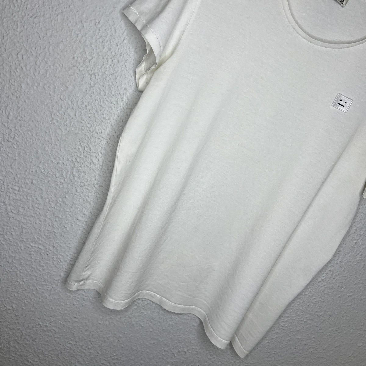 Acne Studios Acne Studios Tshirt Tee Face Casual Basic White Standard Size US L / EU 52-54 / 3 - 2 Thumbnail