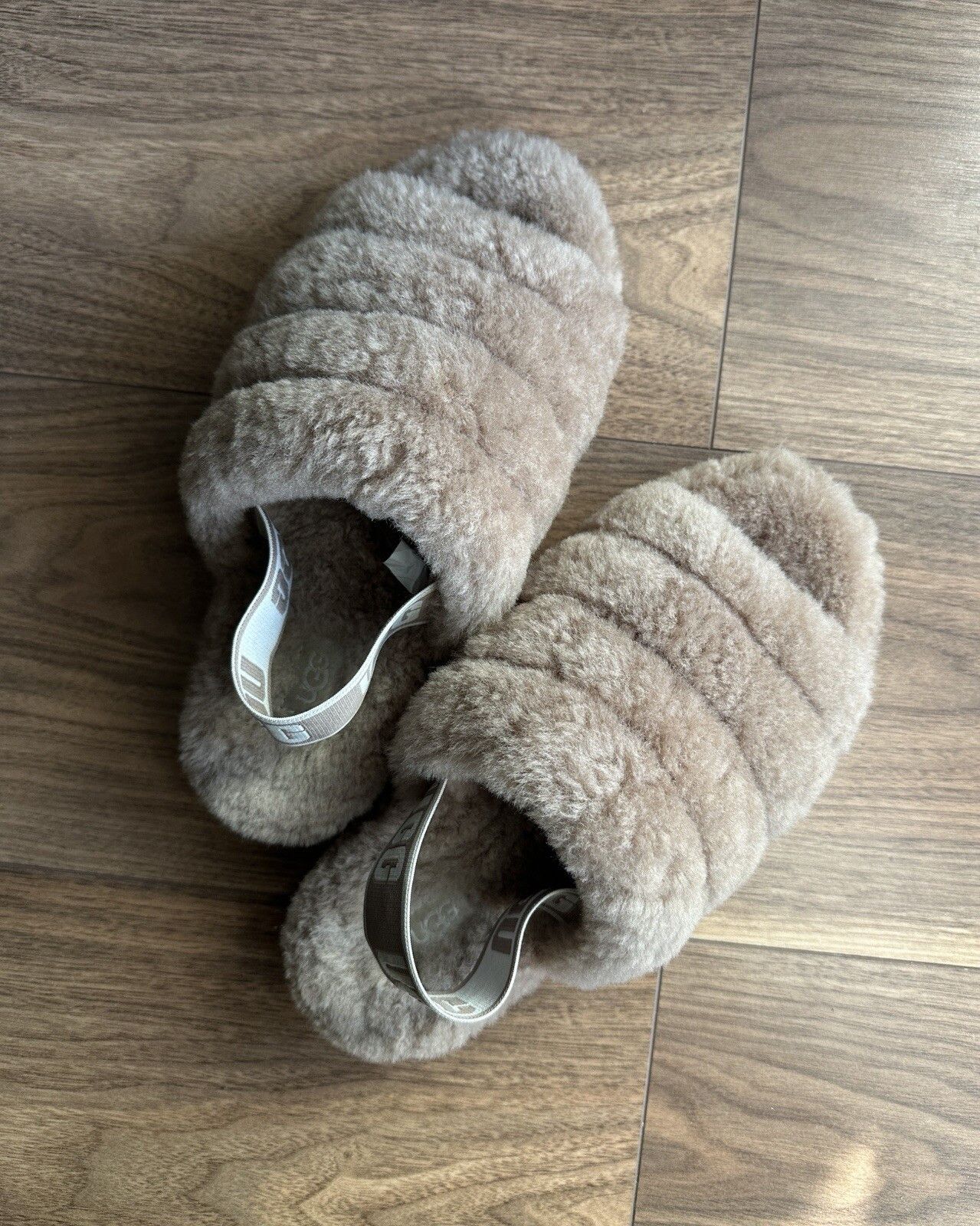 Ugg UGG Womens Fluff Yeah Slide Beige Size 38 UK5 US7 Size US 8 / IT 38 - 1 Thumbnail