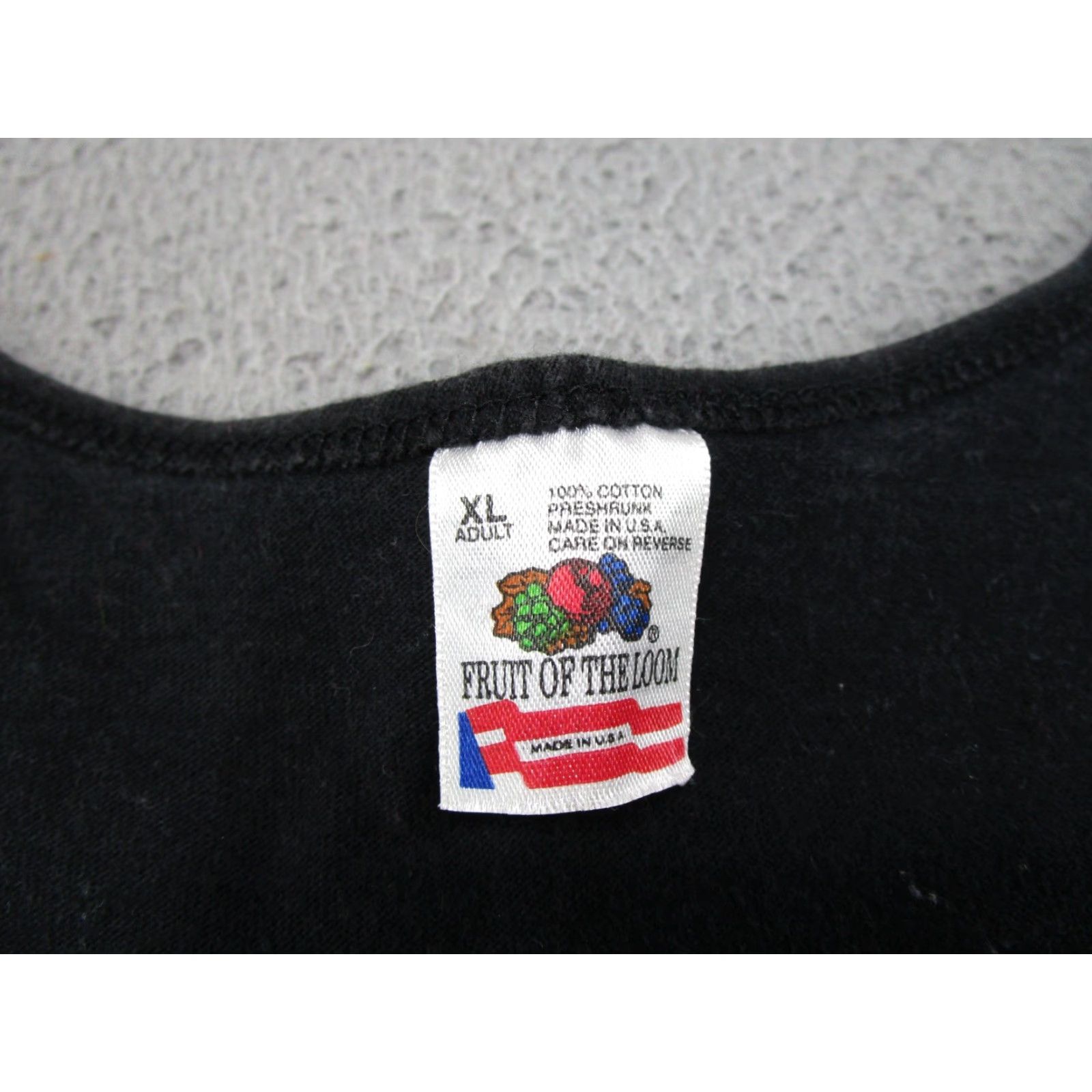 Fruit Of The Loom VINTAGE Fruit of the Loom Wisconsin Badgers SZ XL Crew Neck T-Shirt Men 90s Black Cotton Short Sleeve 1990s Vintage Size US XL / EU 56 / 4 - 3 Thumbnail
