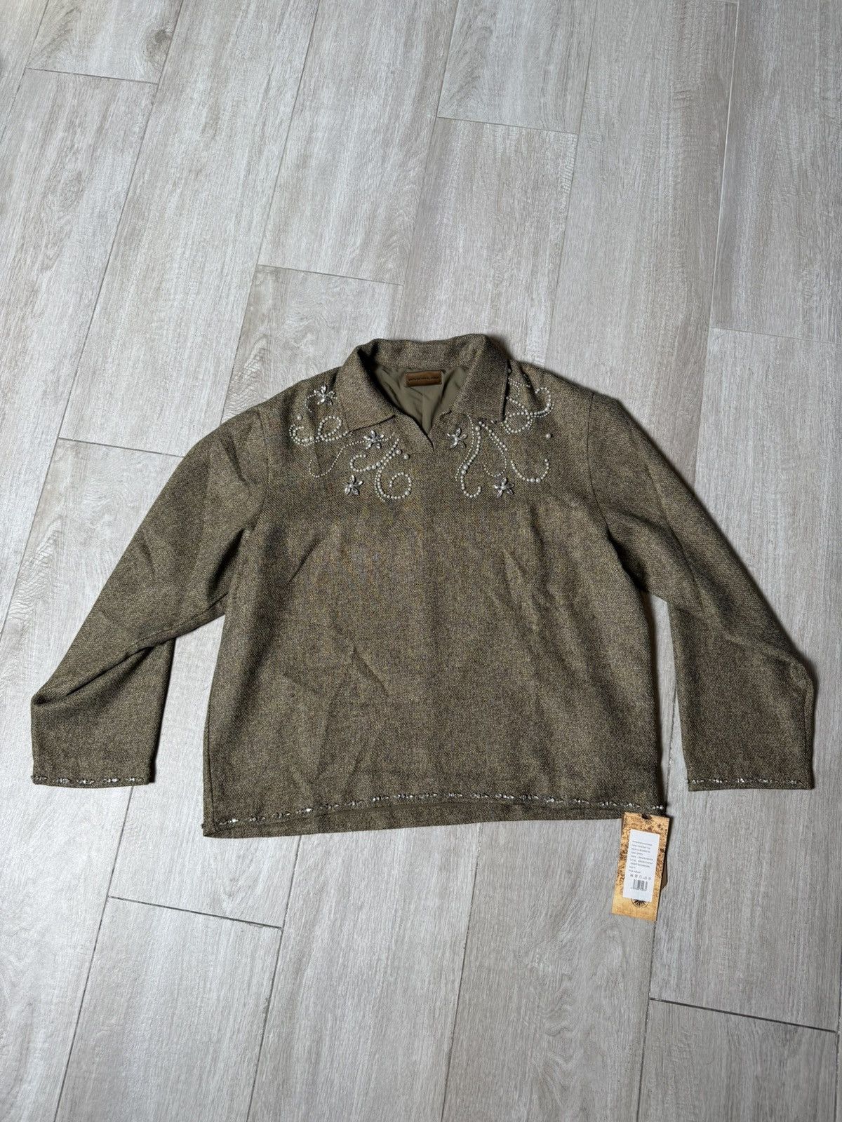 Birth of Royal Child Birth of Royal Child Diamond Embellished Floral Knit Top NWT Size US XL / EU 56 / 4 - 1 Thumbnail