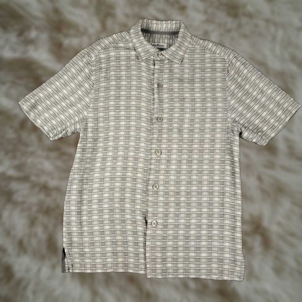 Tommy Bahama Tommy Bahama Shirt Mens Small Gray/Beige Plaid Silk Hawaiian Button Up Size US S / EU 44-46 / 1 - 1 Thumbnail