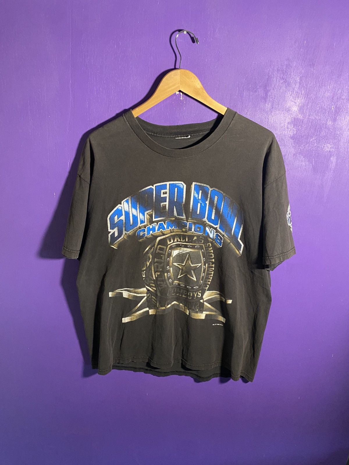 NFL Vintage 1993 Dallas cowboys superbowl ring t-shirt Size US L / EU 52-54 / 3 - 1 Thumbnail
