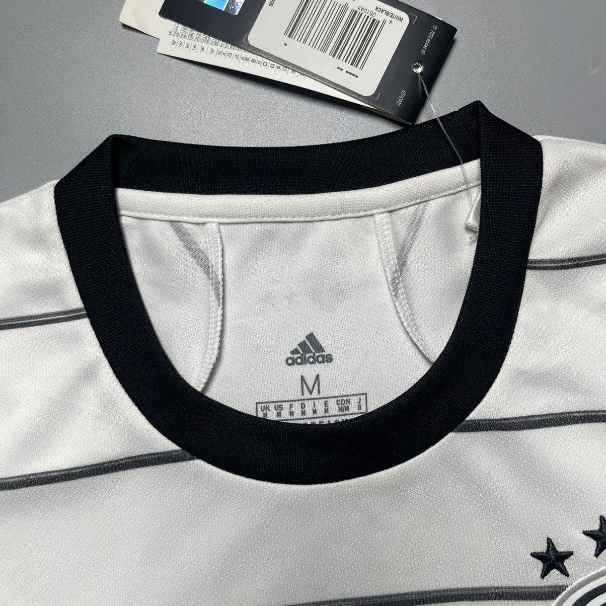 Adidas GERMANY ADIDAS 2020 EURO FOOTBALL HOME JERSEY #8 KROOS Size US M / EU 48-50 / 2 - 6 Thumbnail