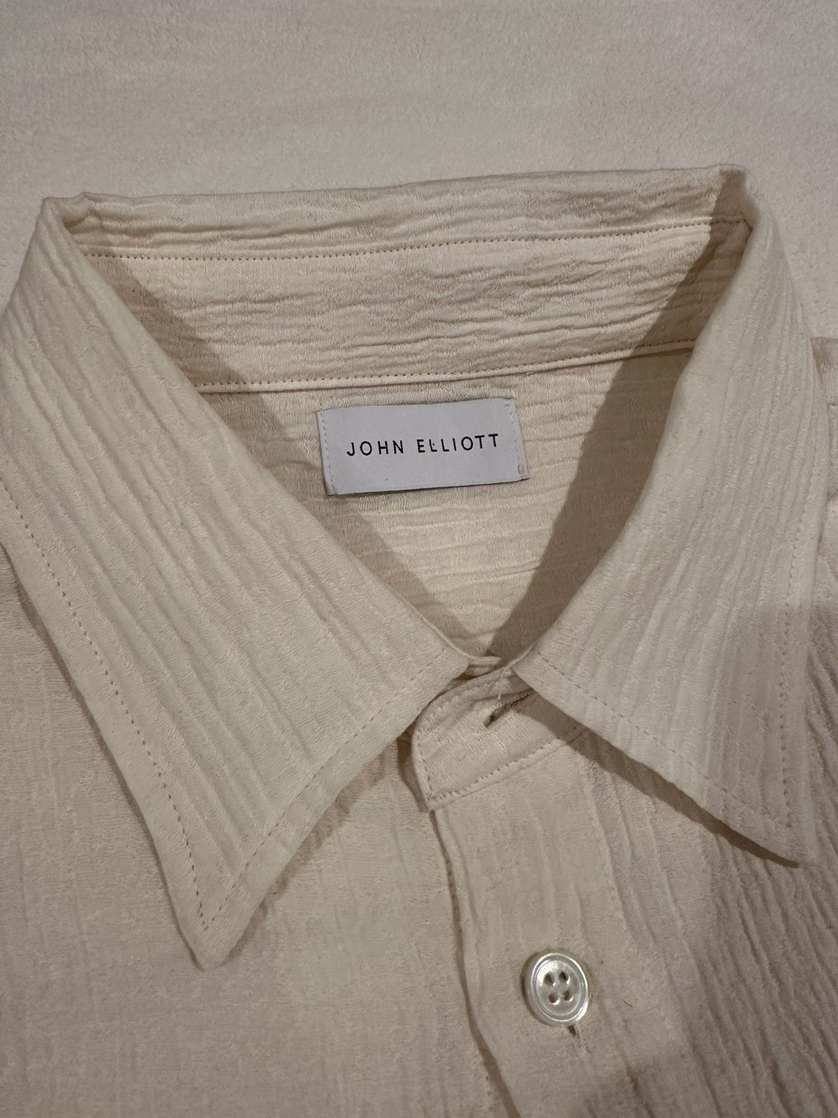 John Elliott John Elliott SS Cloak Button Up Salt Size US M / EU 48-50 / 2 - 4 Thumbnail