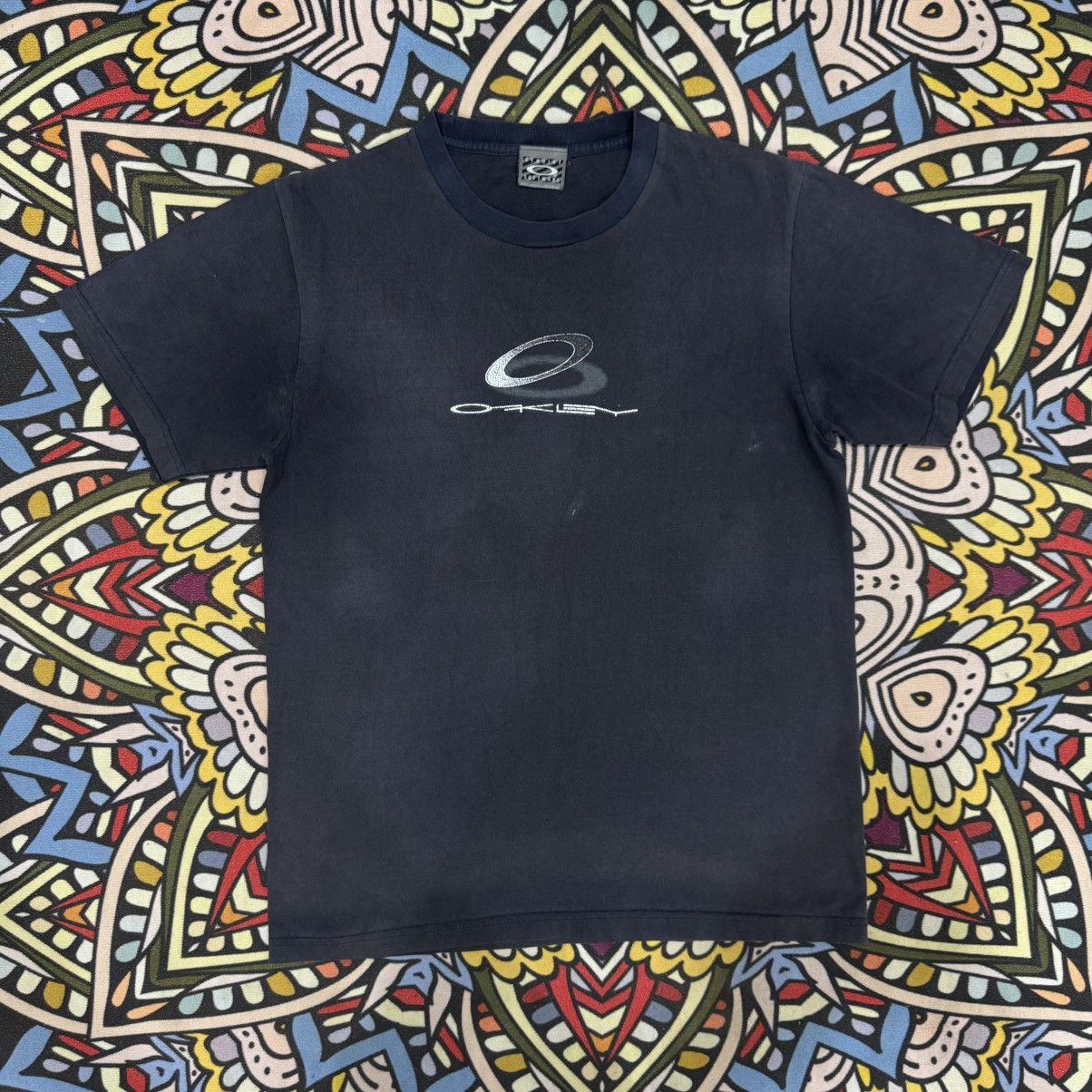 Oakley 2000s Vintage Oakley Software Center Logo Shirt Size US M / EU 48-50 / 2 - 1 Thumbnail