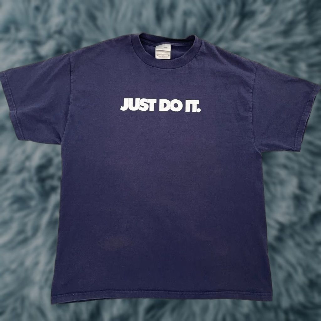 Nike VINTAGE Nike Shirt Adult Large Blue Just Do It. Crew Neck Short Sleeve Mens L - T-Shirt - Solid Pattern - USA Theme - 80s/90s Style Size US L / EU 52-54 / 3 - 1 Thumbnail