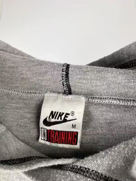 Nike Nike cross training hoodie 3/4 size Medium grey y2k Size US M / EU 48-50 / 2 - 3 Thumbnail