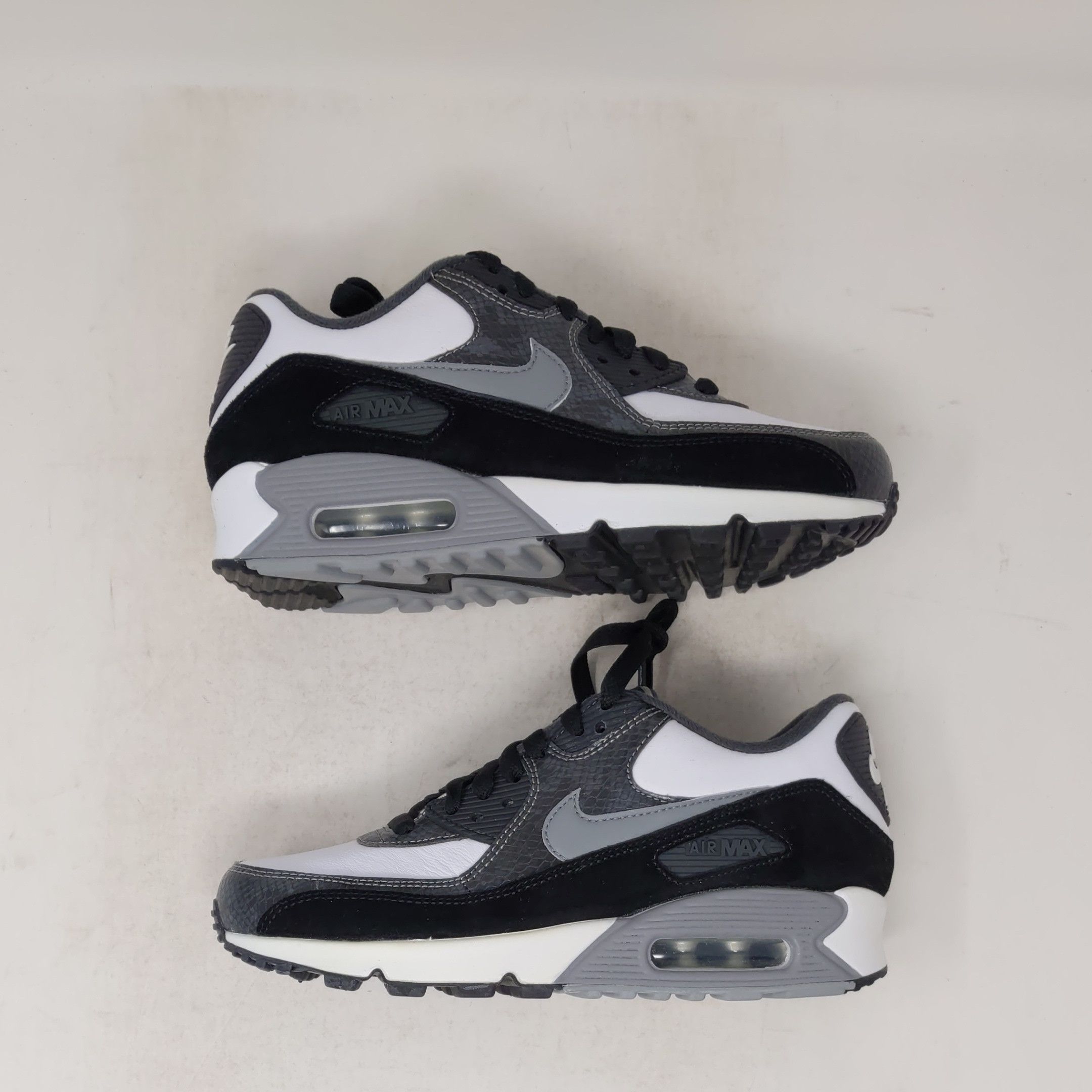Nike air max 90s pythons 01.jpg?w=1200&h=630&fit=fill&  main image 3