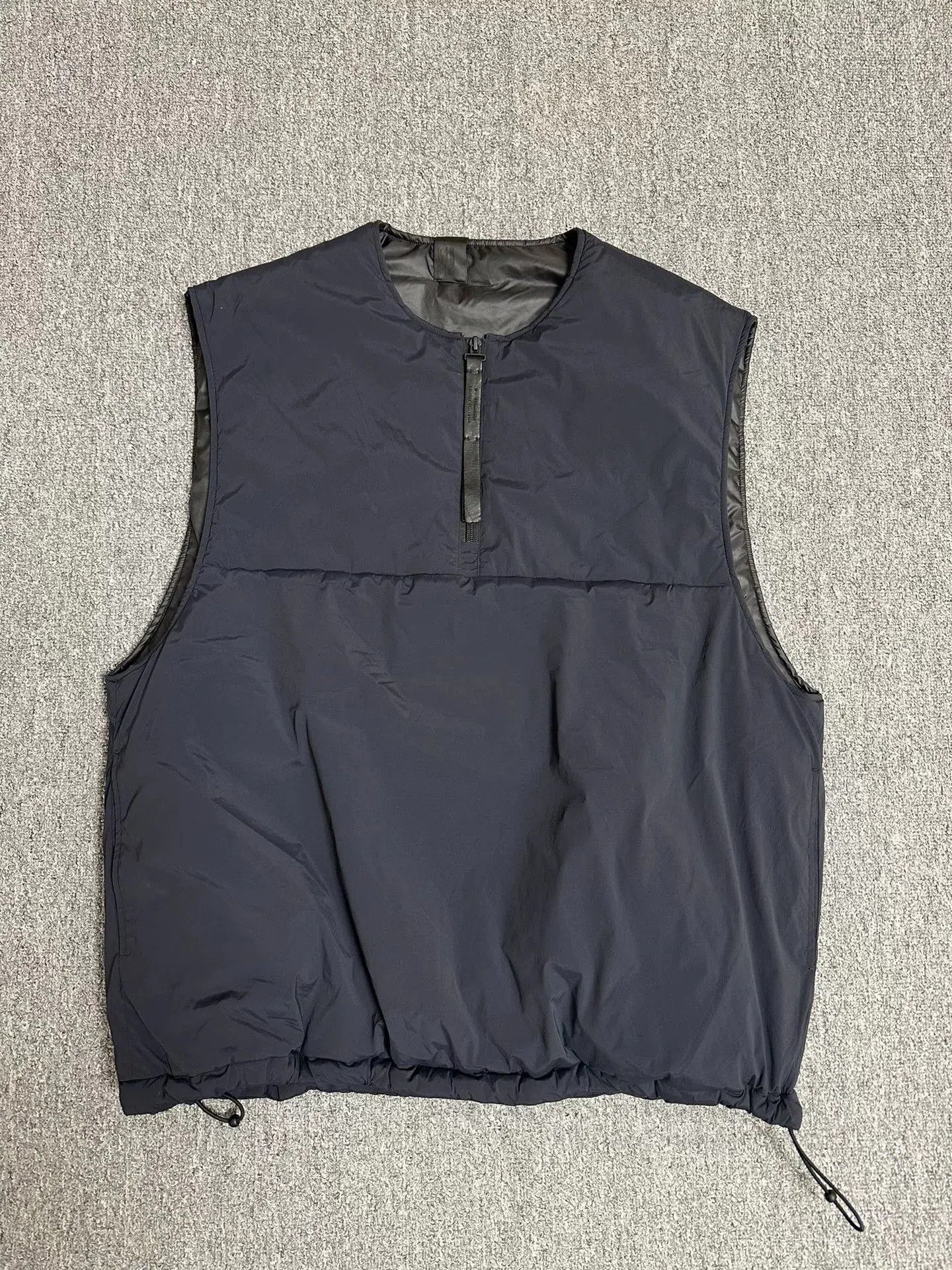 N.Hoolywood N.HOOLYWOOD × STUDIOUS Lightweight Drawstring Puffer Vest. Size US M / EU 48-50 / 2 - 1 Thumbnail
