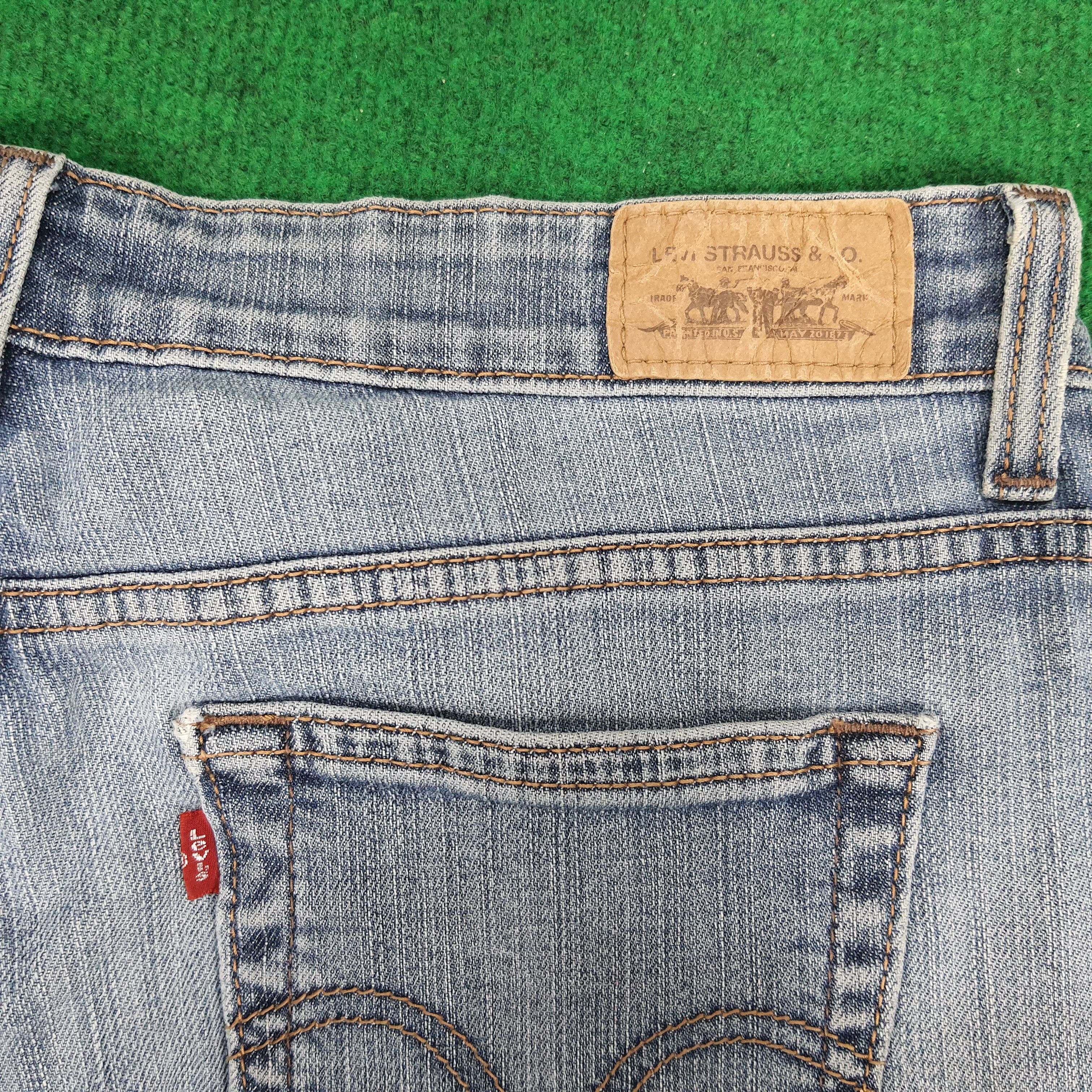 Levi's × Vintage Vintage Levi's 515 Boot Cut Distressed Style Jeans Size US 32 / EU 48 - 7 Thumbnail