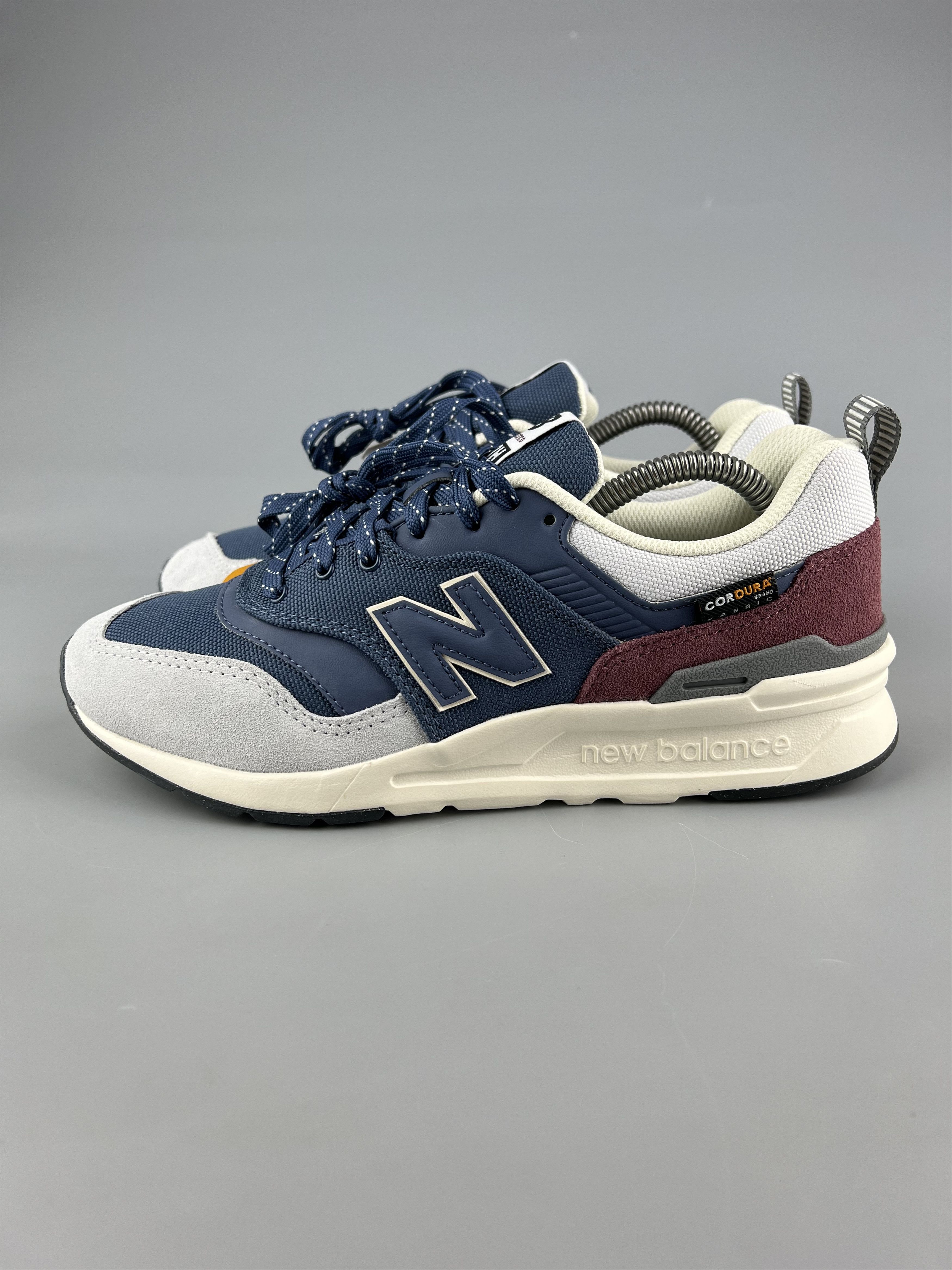 New Balance New Balance 997H Cordura Men's Sneakers Size US7 Size US 7 / EU 40 - 1 Thumbnail