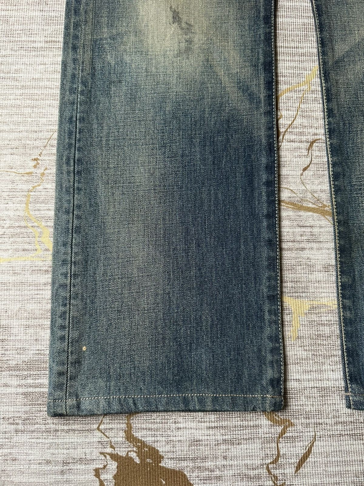 Vanquish Vanquish Tokyo Japan Blue Faded Denim Design Claw Marks Size US 33 - 6 Thumbnail