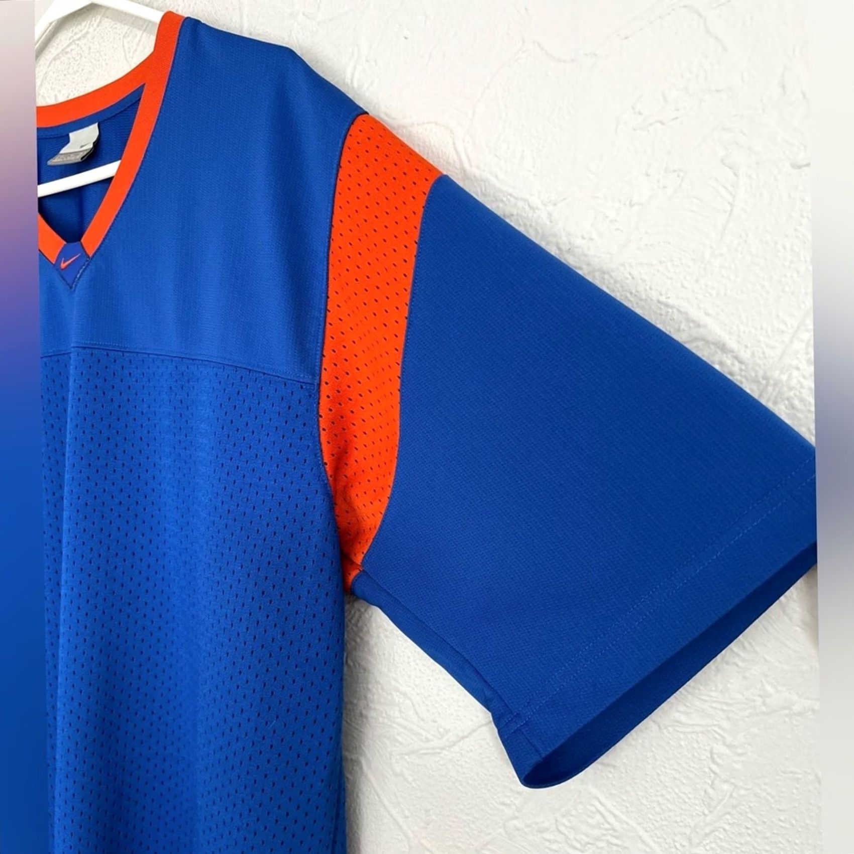 Nike VINTAGE Nike XL Football Jersey FLORIDA GATORS Blue Center Check Silver Tag Mens XL T-Shirt Size US XL / EU 56 / 4 - 3 Thumbnail
