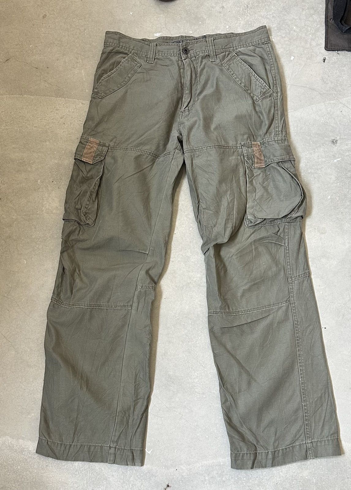 Airwalk VINTAGE AIRWALK CARGO PANT ARMY Size US 33 - 1 Thumbnail
