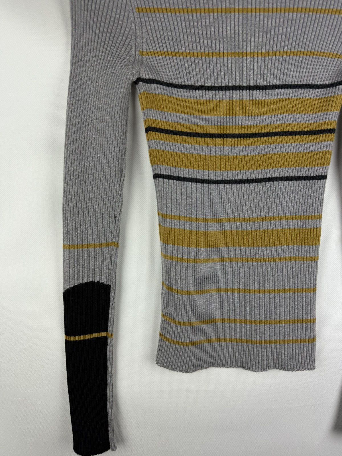 Maison Margiela Margiela Runaway Geometric Pattern Wool Sweater Pullover Size S / US 4 / IT 40 - 20 Thumbnail