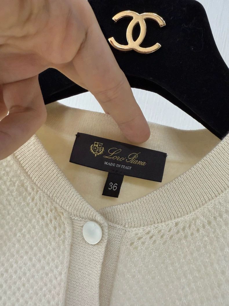 Loro Piana LORO PIANA White alpaca micro-embossed round neck base shi Size XS / US 0-2 / IT 36-38 - 2 Thumbnail