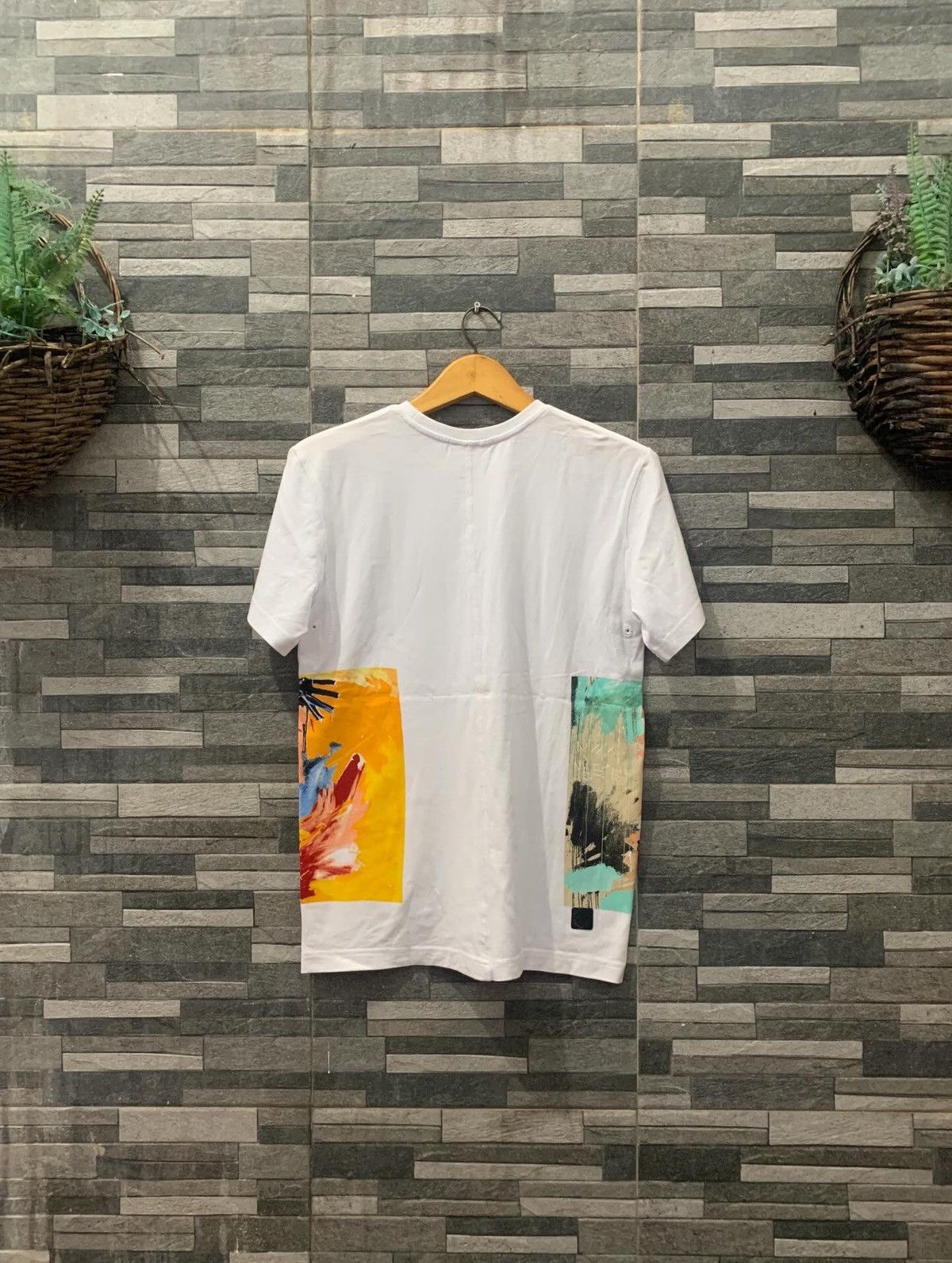 CLOT CLOT x JEAN-MICHEL BASQUIAT Size US S / EU 44-46 / 1 - 4 Thumbnail