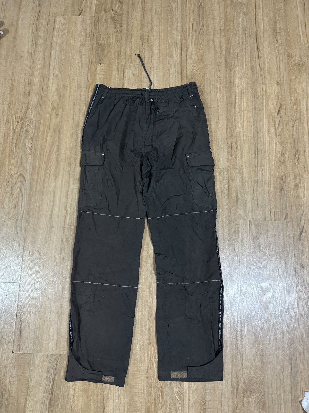 Other FIRST DOWN PLAYFUL CARGO PANTS Size US 33 - 4 Thumbnail