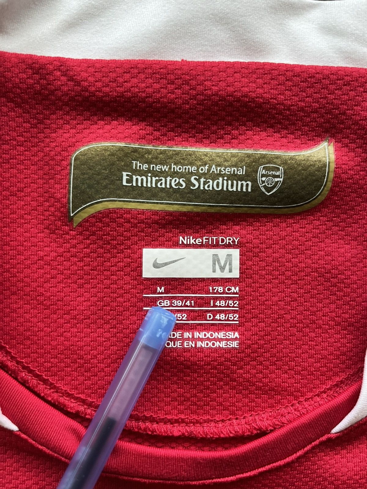Nike Arsenal 2006/07 Nike home jersey Size US M / EU 48-50 / 2 - 4 Thumbnail