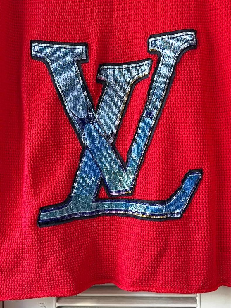 Louis Vuitton Louis Vuitton Red stitching design sweater Size US M / EU 48-50 / 2 - 6 Thumbnail