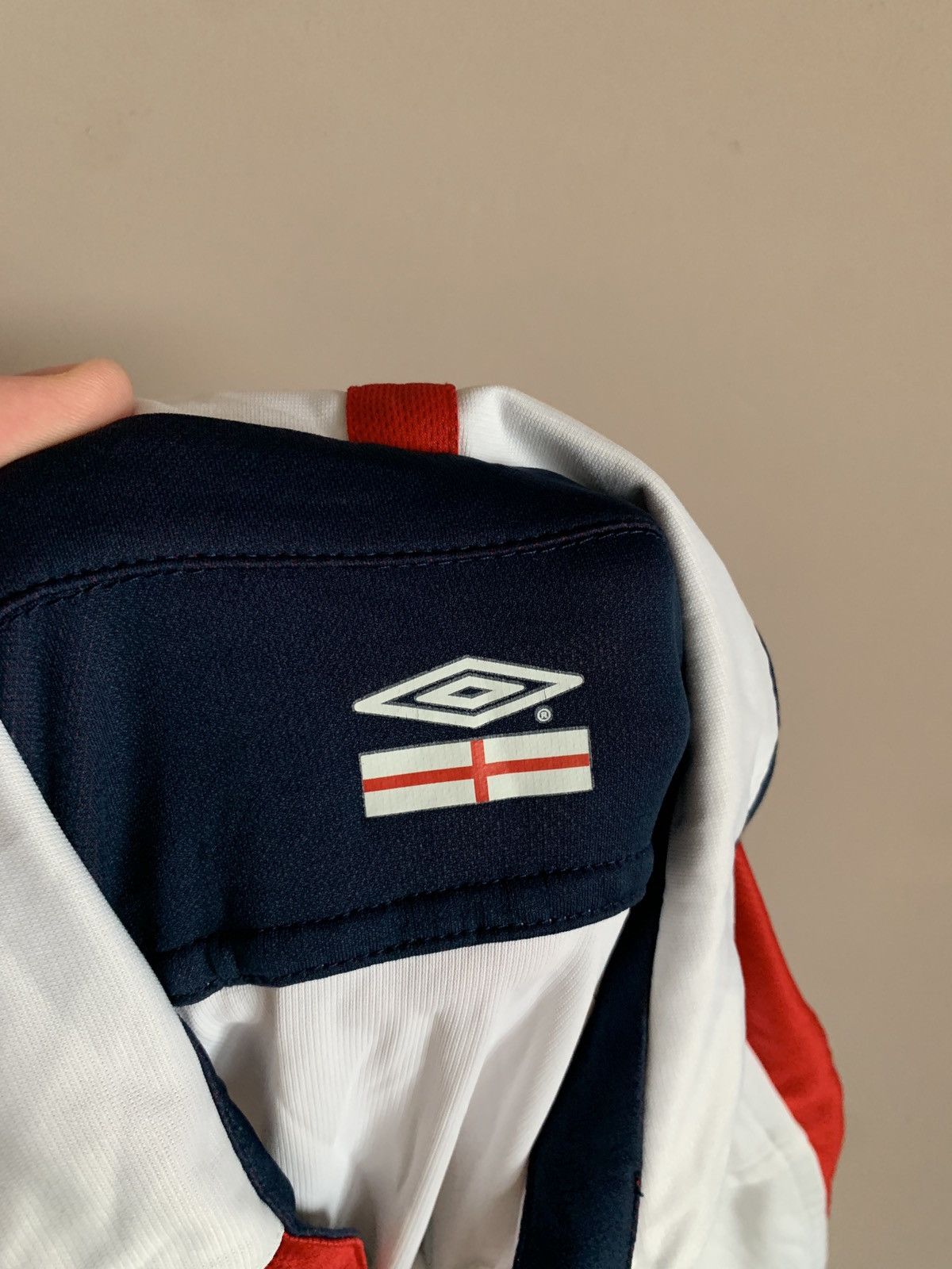 Umbro England 2005 Home Football Shirt Umbro Vintage Soccer Sz S Size US S / EU 44-46 / 1 - 11 Thumbnail