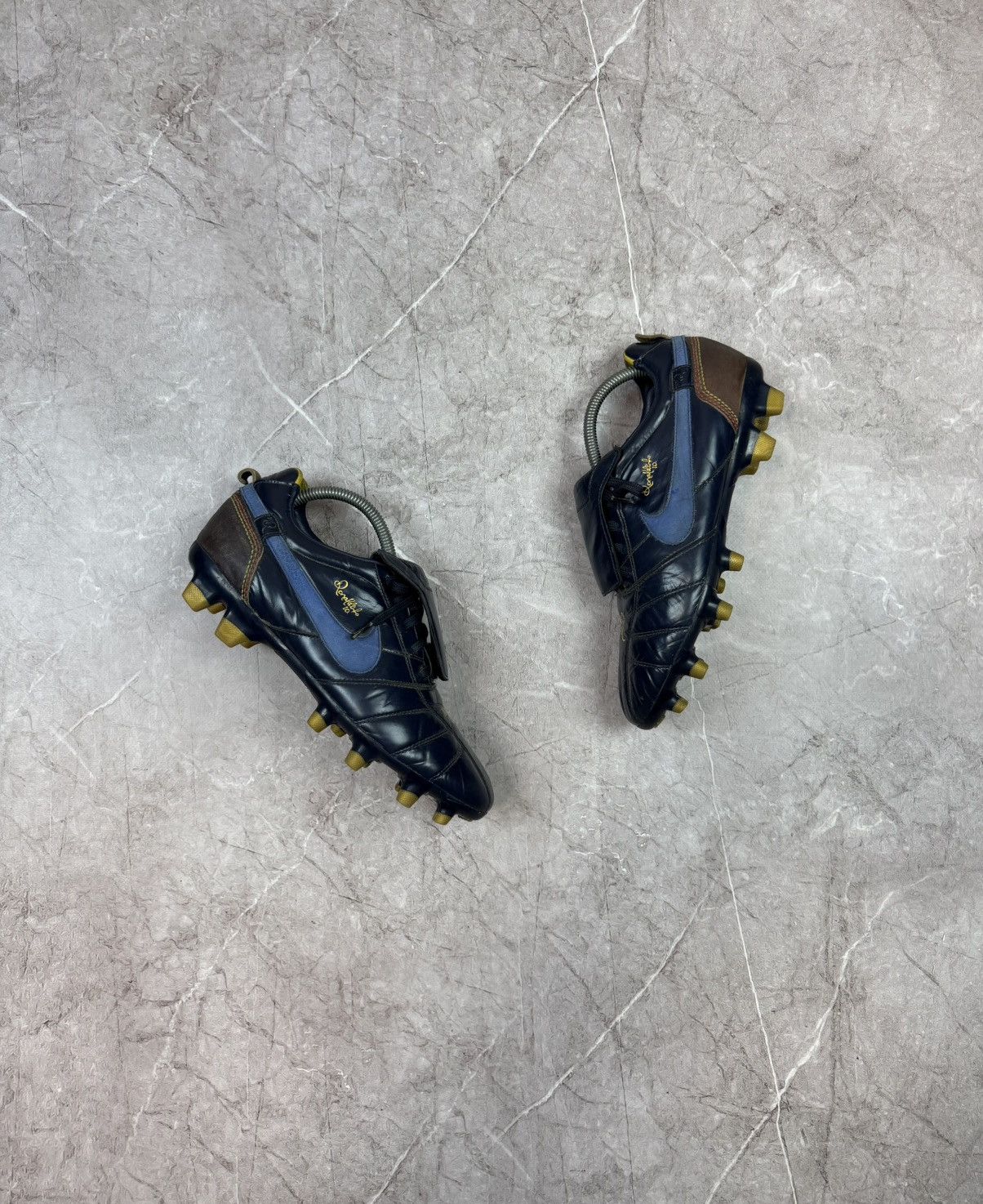 Nike Vintage Football Boots Nike Rare Tiempo Leather Ronaldinho Size US 8.5 / EU 41-42 - 1 Thumbnail