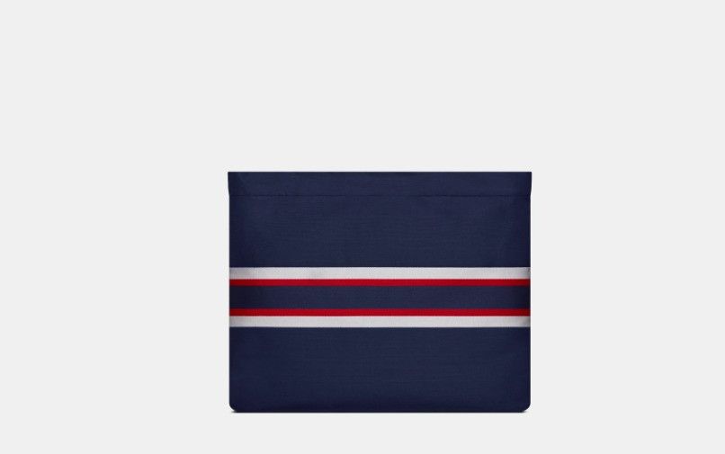 Dior o1w1db10225 Size: OS / S5440VNS Zipped Pouch in Navy Blue Size ONE SIZE - 2 Thumbnail