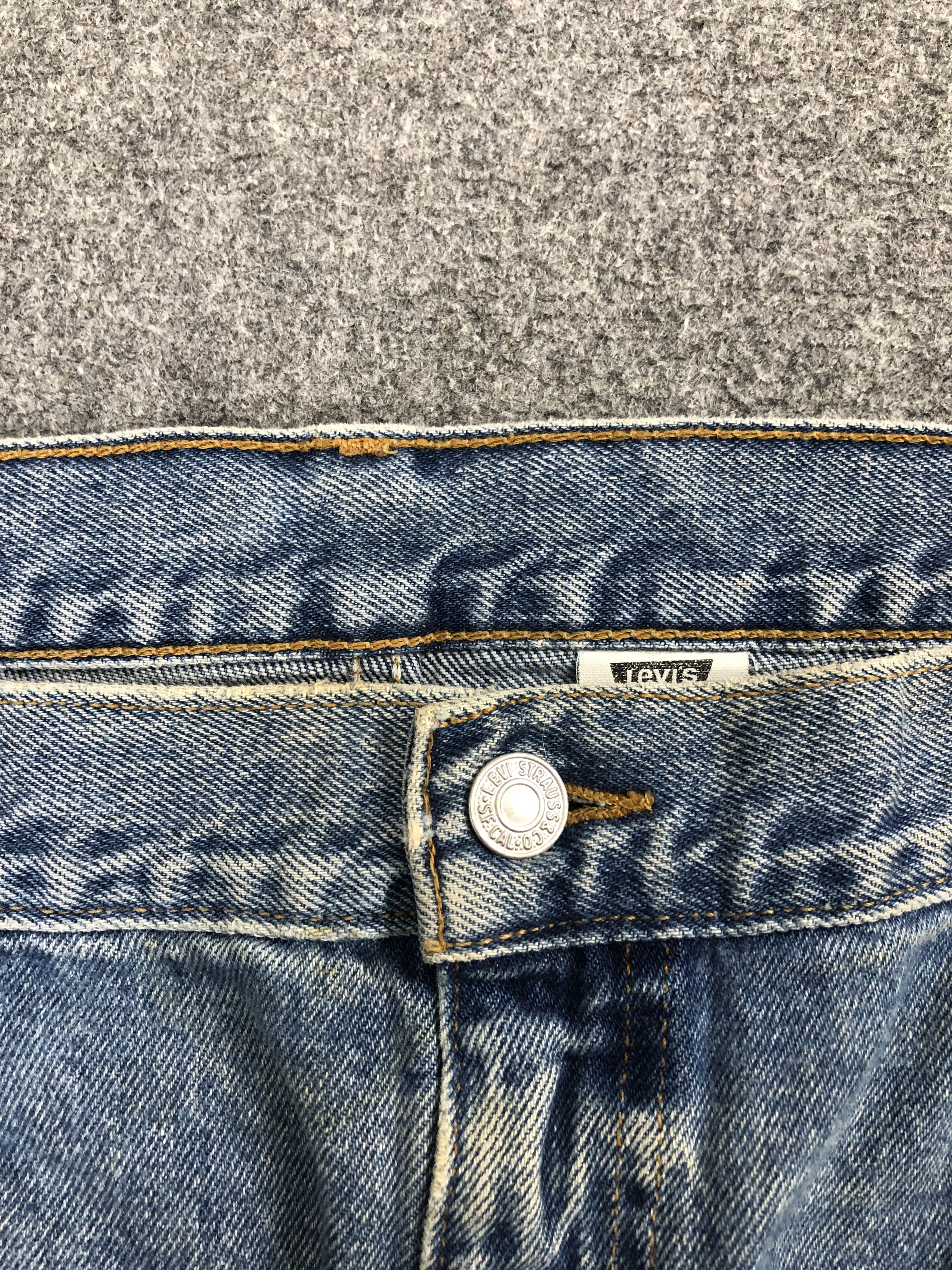 Levi's Vintage 90s Levis 505 Light Wash Jeans DP2437 Size US 39 - 8 Thumbnail