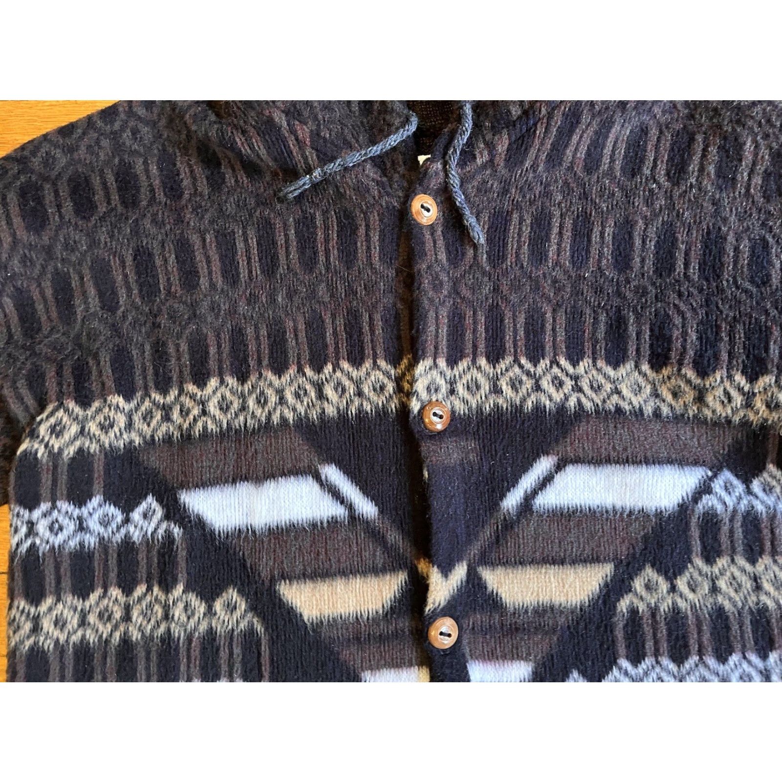 Vintage VINTAGE Otavalo Cardigan Sweater Hooded Women’s One Size Brown Aztec Geometric Wool 100% Heavyweight Oversized Regular Ladies Mens? Size ONE SIZE - 4 Thumbnail