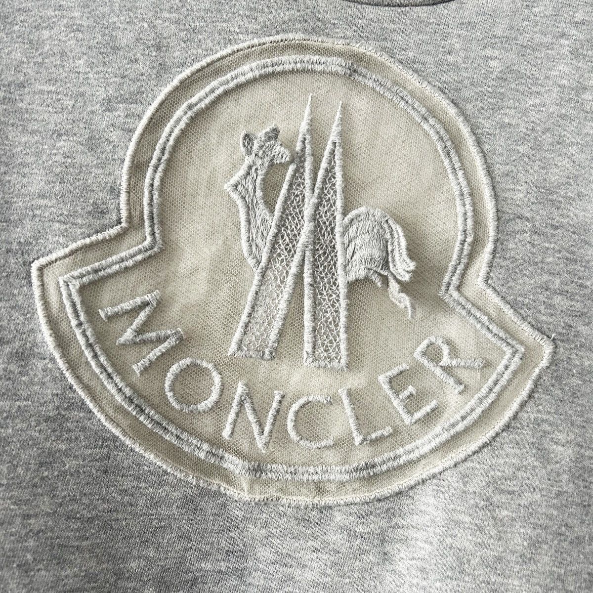 Moncler Moncler cropped logo sweatshirt Size S / US 4 / IT 40 - 3 Thumbnail