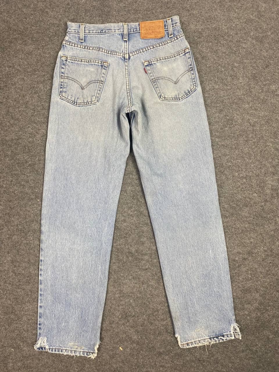 Levi's vintage levis 550 relaxed fit distressed denim Size US 31 - 2 Thumbnail