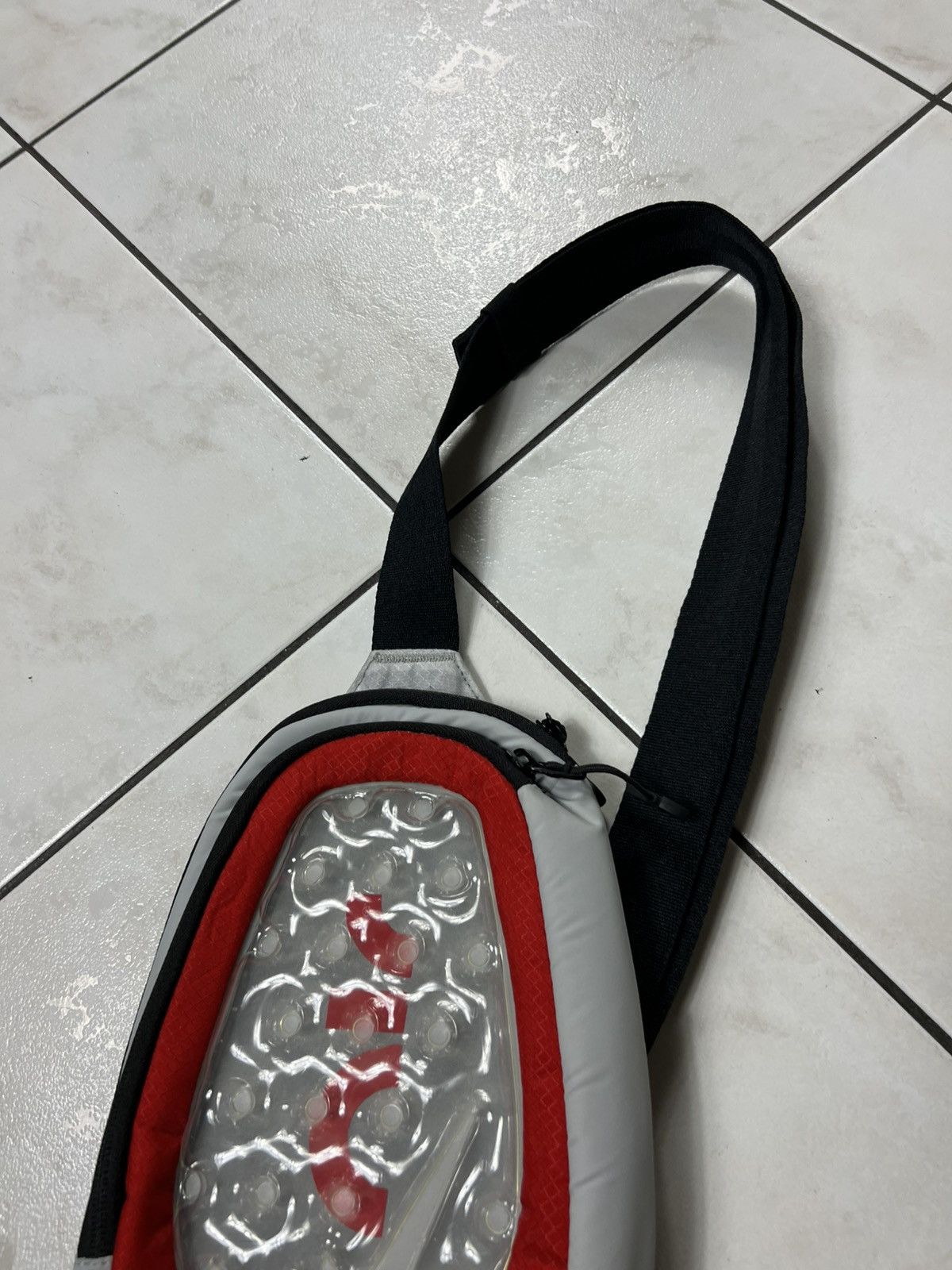Nike Nike air max crossbody bubble bag swoosh rare streetwear Size ONE SIZE - 5 Thumbnail