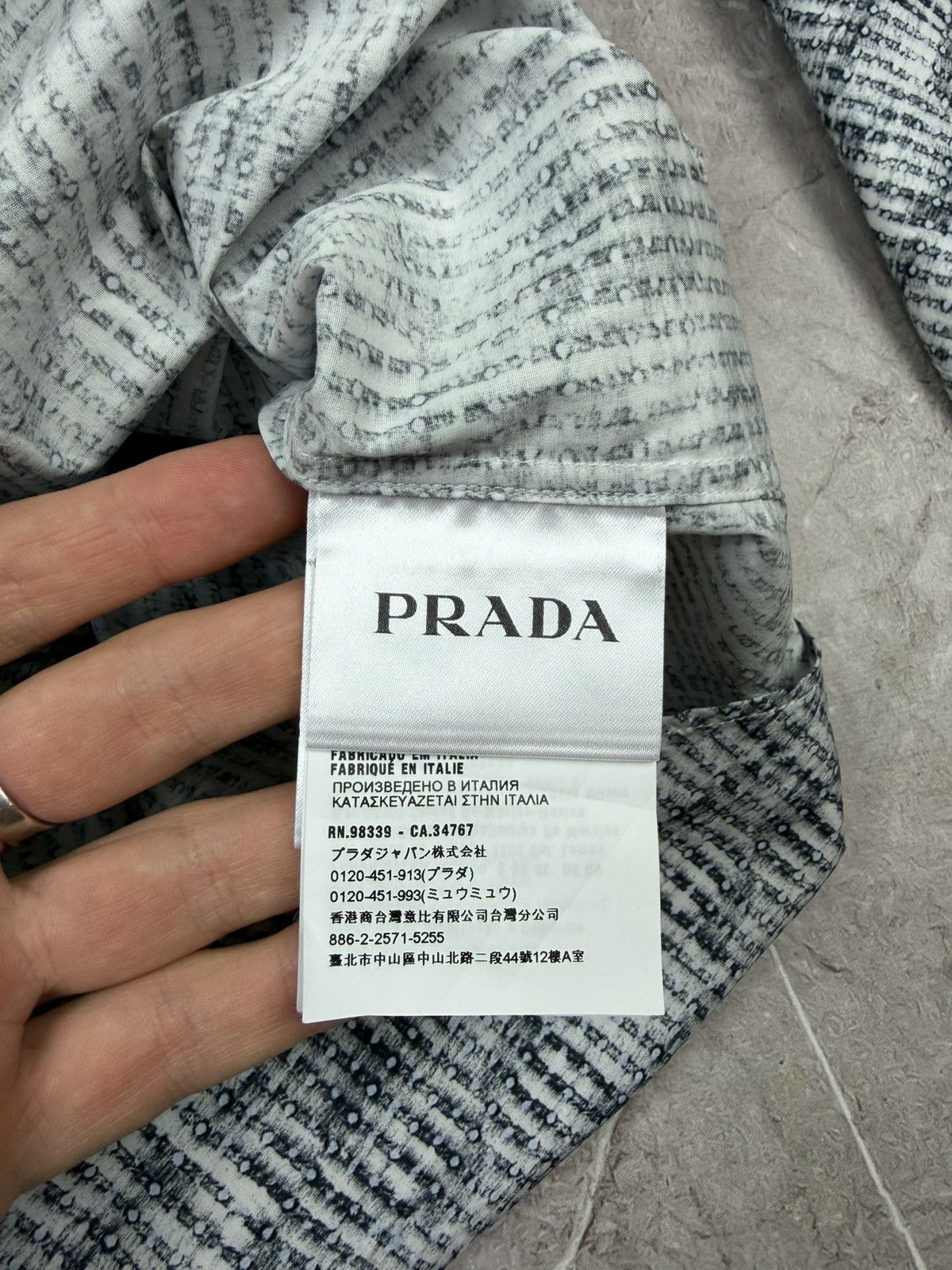 Prada Prada 2020 Abstract Micro-Dot Printed Shirt Size US M / EU 48-50 / 2 - 7 Thumbnail