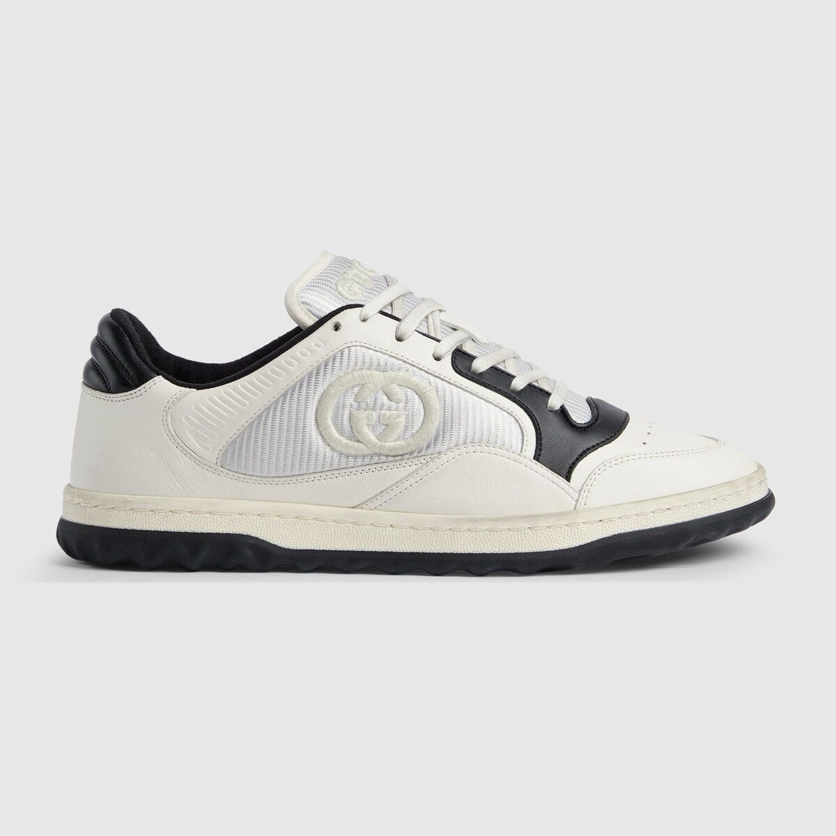 o1s1wg110125 MAC80 Low-Top Sneakers in White/Black