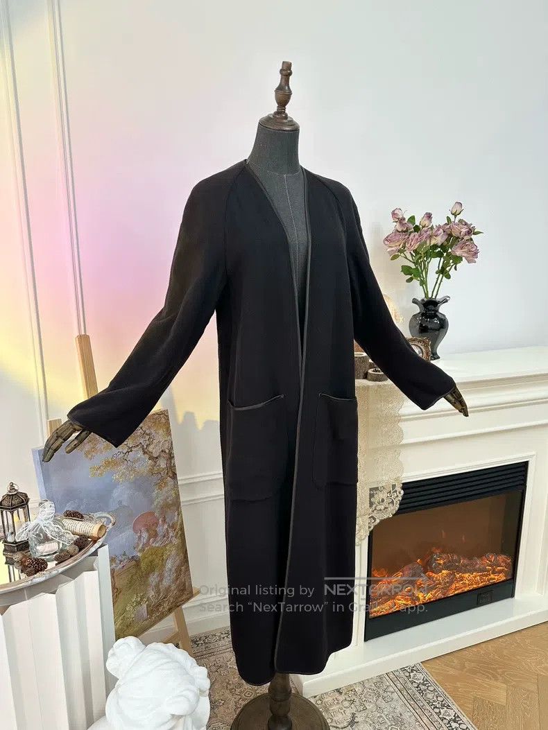 Hermes Hermes Casual Comfortable Velvet Long Coat, Black Size XXS / US 00 / IT 34 - 4 Thumbnail