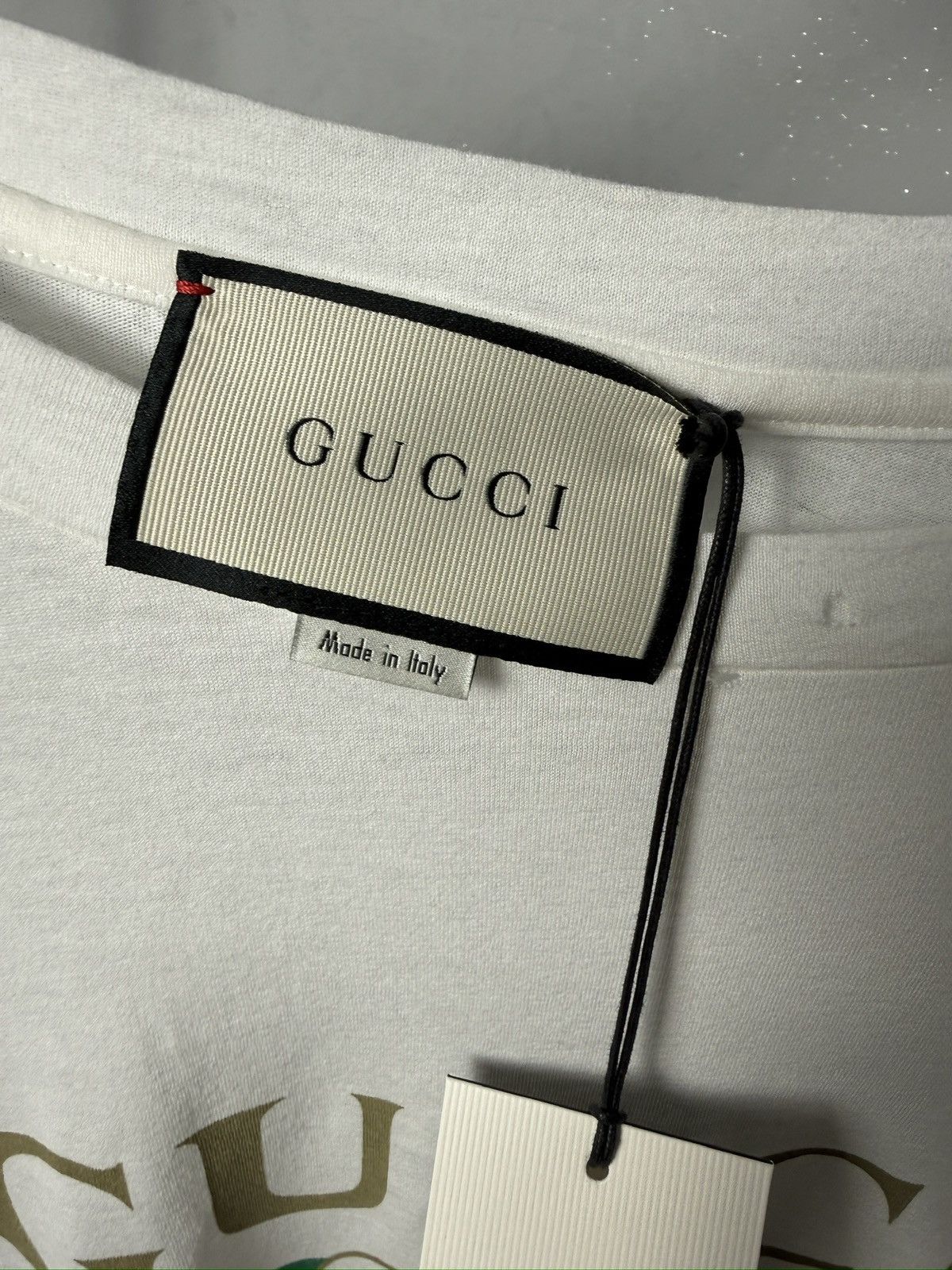Gucci Gucci T-Shirt Distressed Gucci Logo M Size US M / EU 48-50 / 2 - 5 Thumbnail