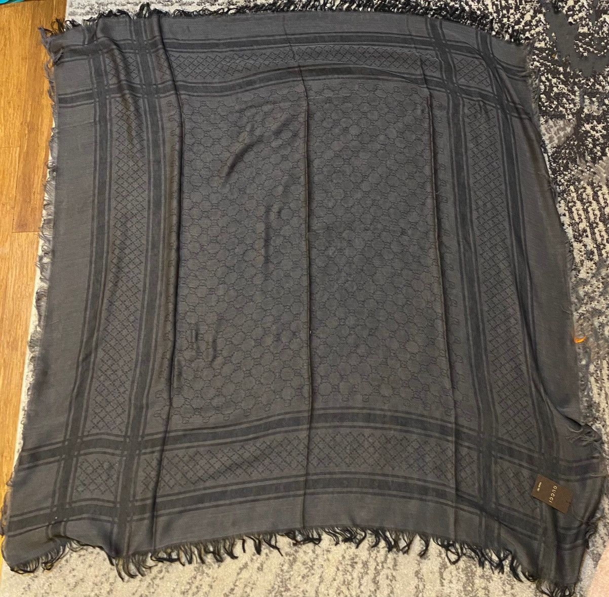 image of Gucci Shawl Surviee 140X140 Scarf in Black, Women's