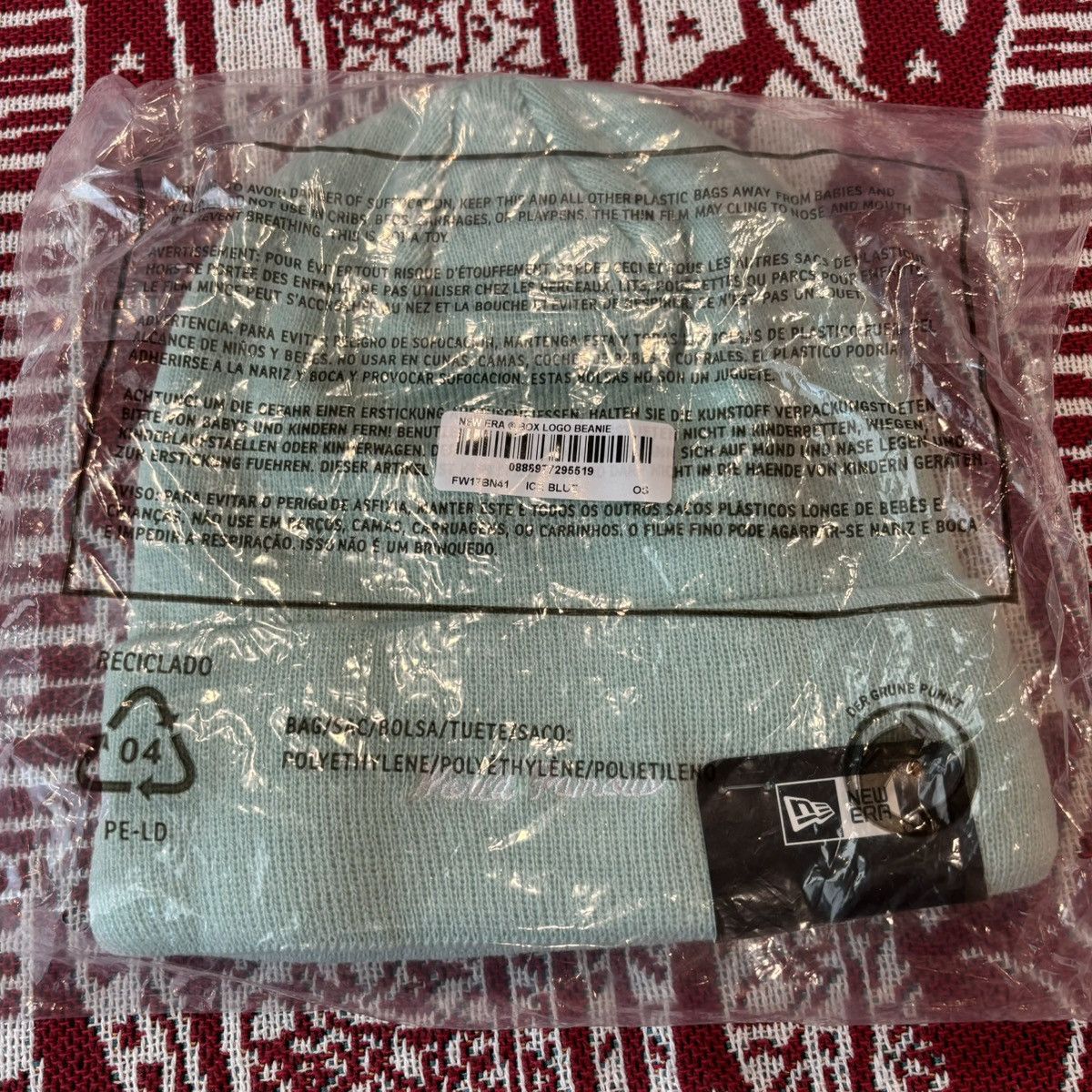 New Era × Supreme FW17 Supreme New Era Box Logo Beanie Ice Blue Size ONE SIZE - 9 Thumbnail