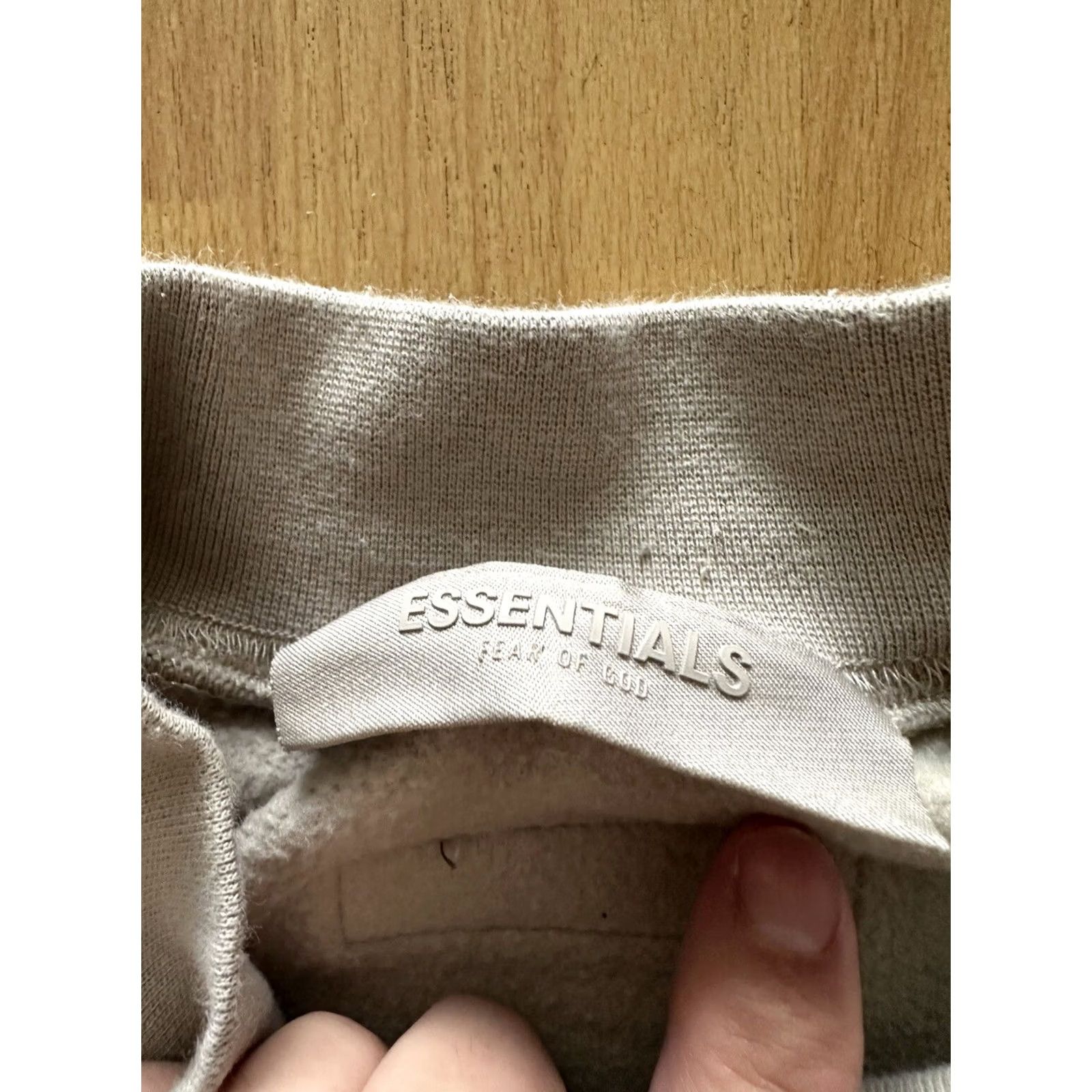 Essentials Essentials Shirt Mens 2XL Beige FEAR GOD MEN SWEATER SIZE COLOR OVERSIZED SWEATSHIRT FOG Size US XXL / EU 58 / 5 - 4 Thumbnail