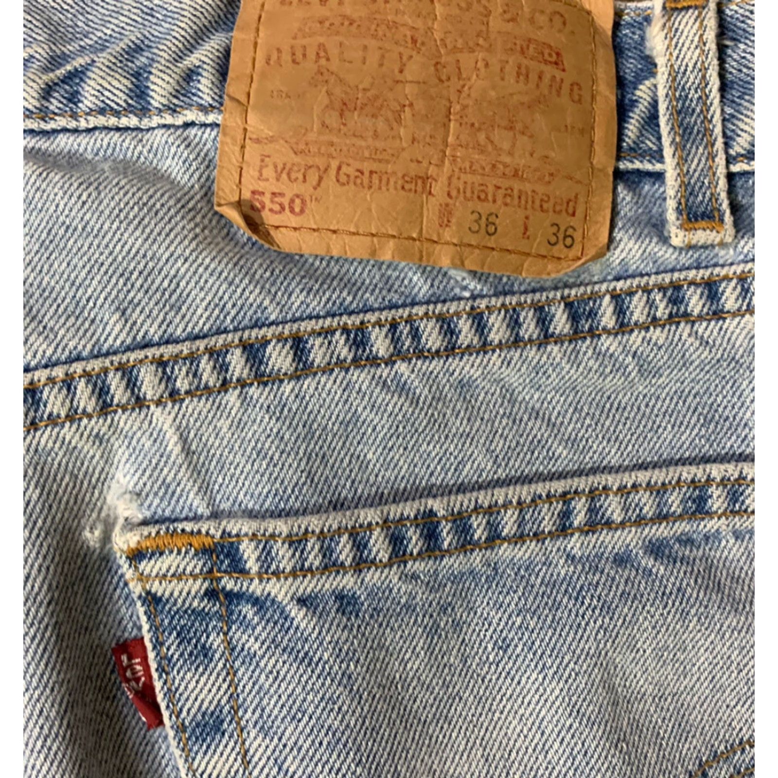 Levi's VINTAGE 90s Levis 550 Relaxed Fit Straight Blue Jeans Mens Size 34 Size US 34 / EU 50 - 3 Thumbnail