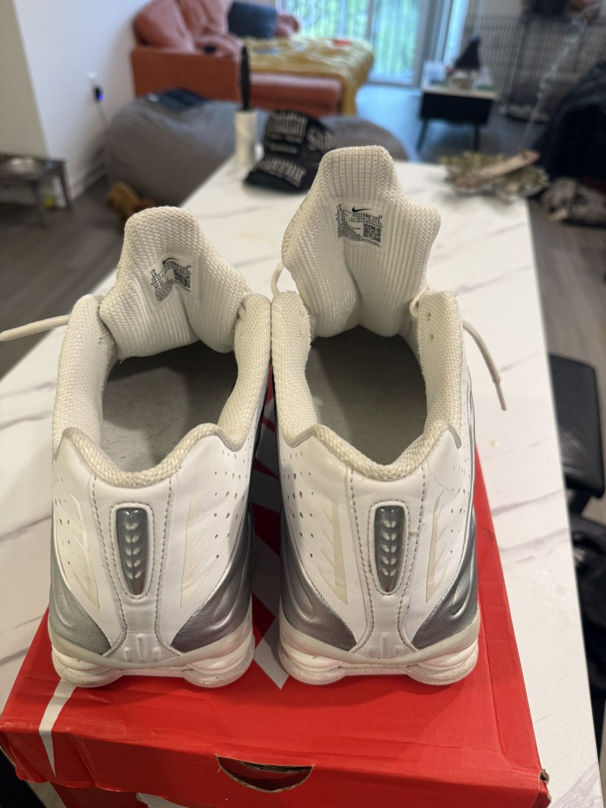 Nike Nike Shox R4 Metallic Silver Size US 13 / EU 46 - 3 Thumbnail