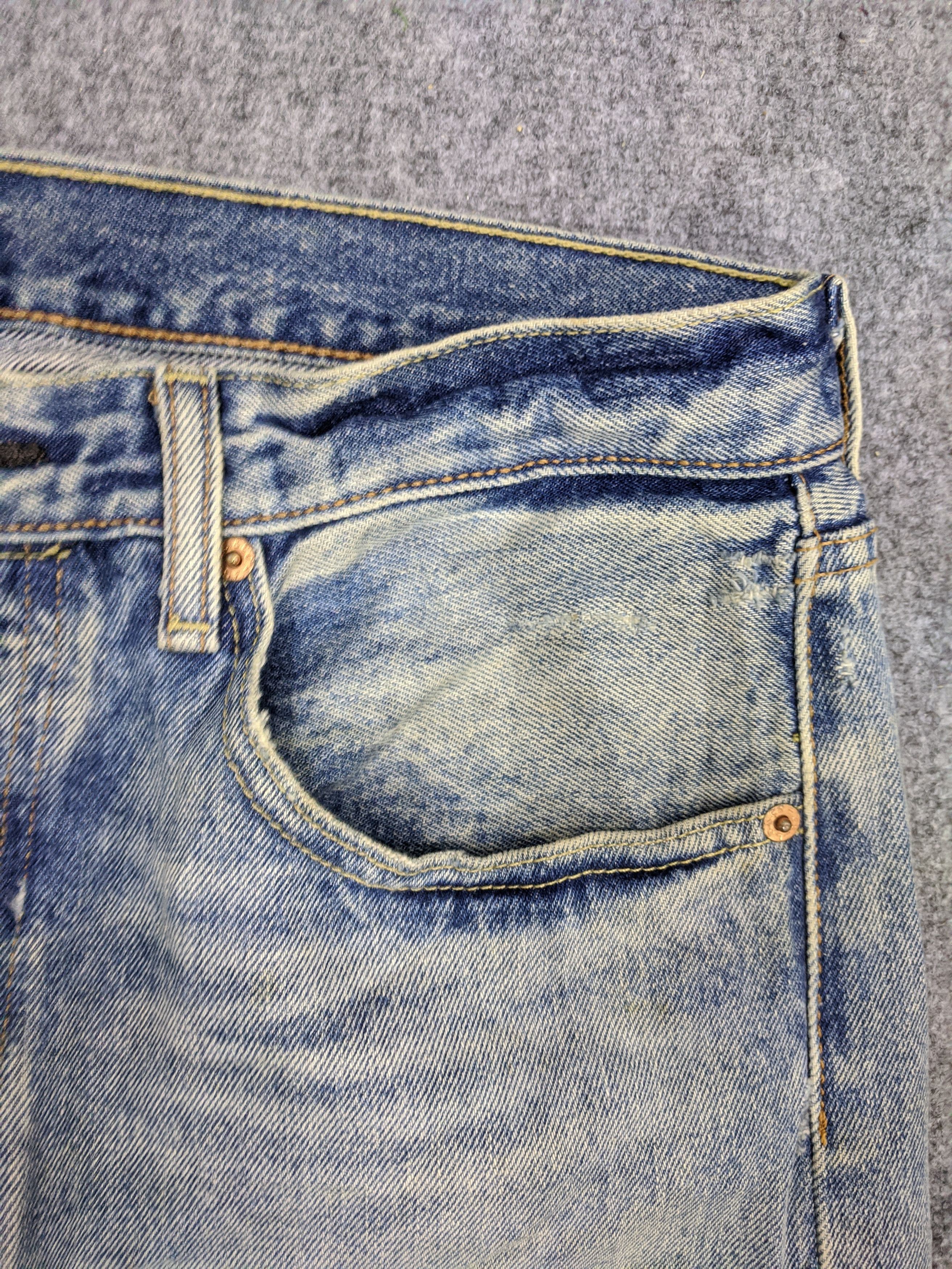 Levi's × Vintage Vintage Distressed Levis 501 Faded Blue Jeans 33x33 Size US 33 - 10 Thumbnail