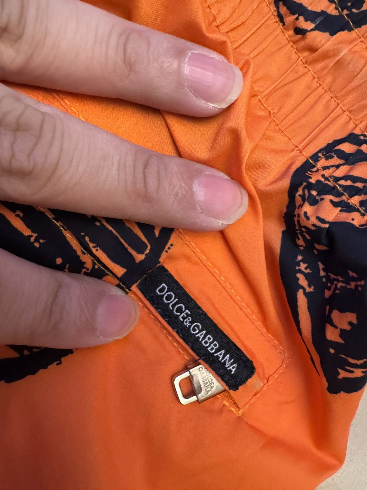 Dolce & Gabbana Dolce Gabbana orange heart beach shorts Size US 40 / EU 56 - 4 Thumbnail