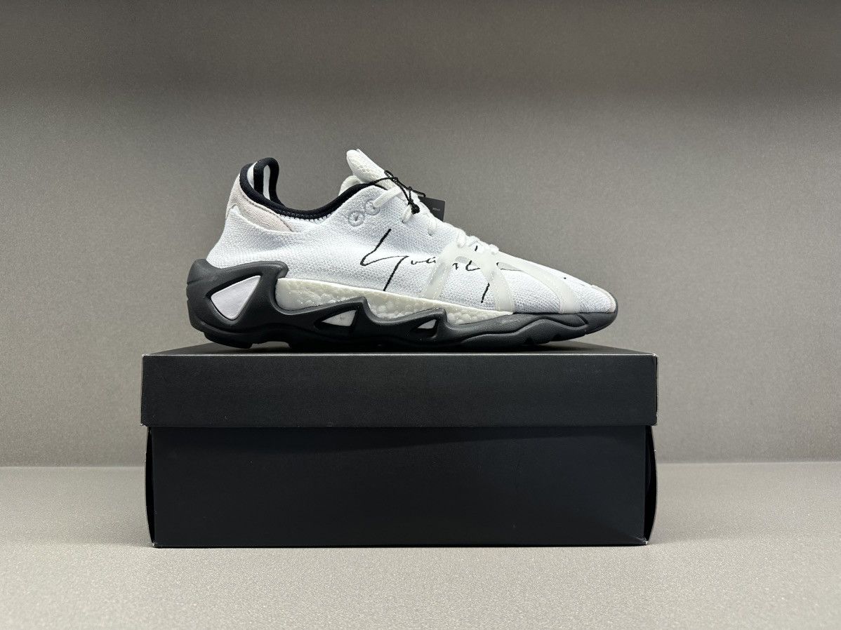 Y-3 Adidas Y-3 FYW S-97 Off White Black Size US 10.5 / EU 43-44 - 3 Thumbnail