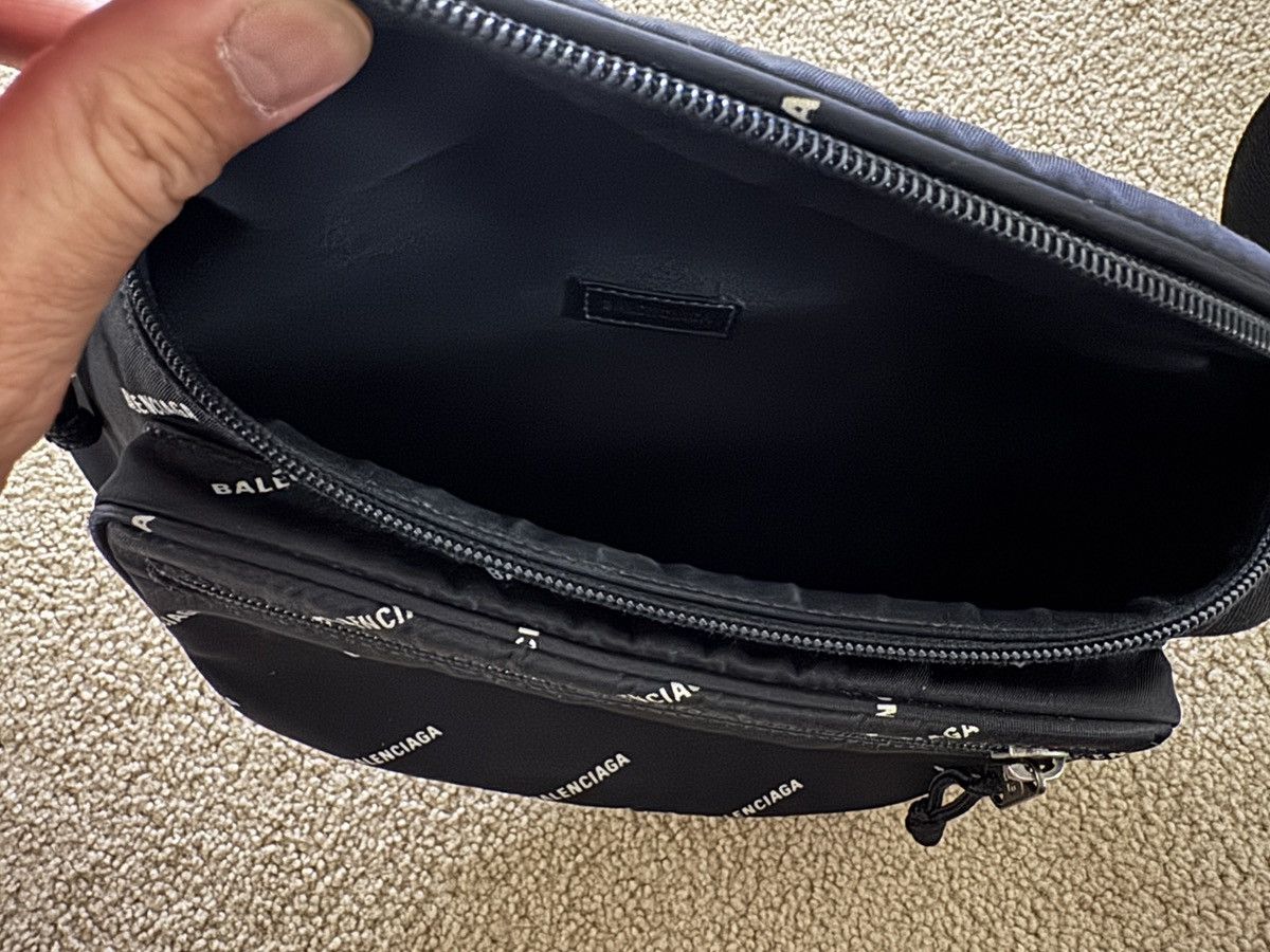 Balenciaga Balenciaga Allover Explorer Belt Bag Size ONE SIZE - 4 Thumbnail