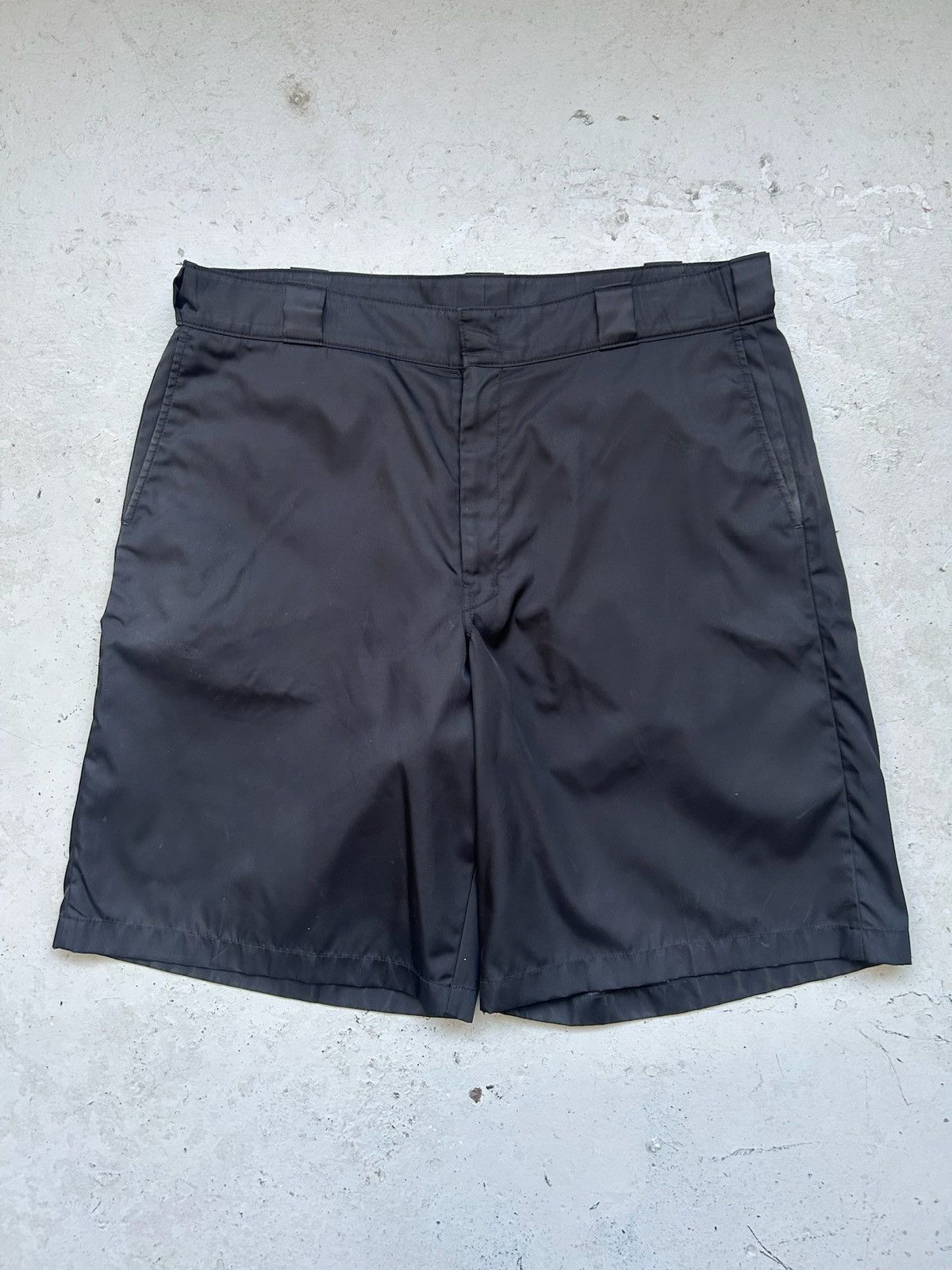 Prada Prada Re-Nylon Shorts Size US 34 / EU 50 - 1 Thumbnail