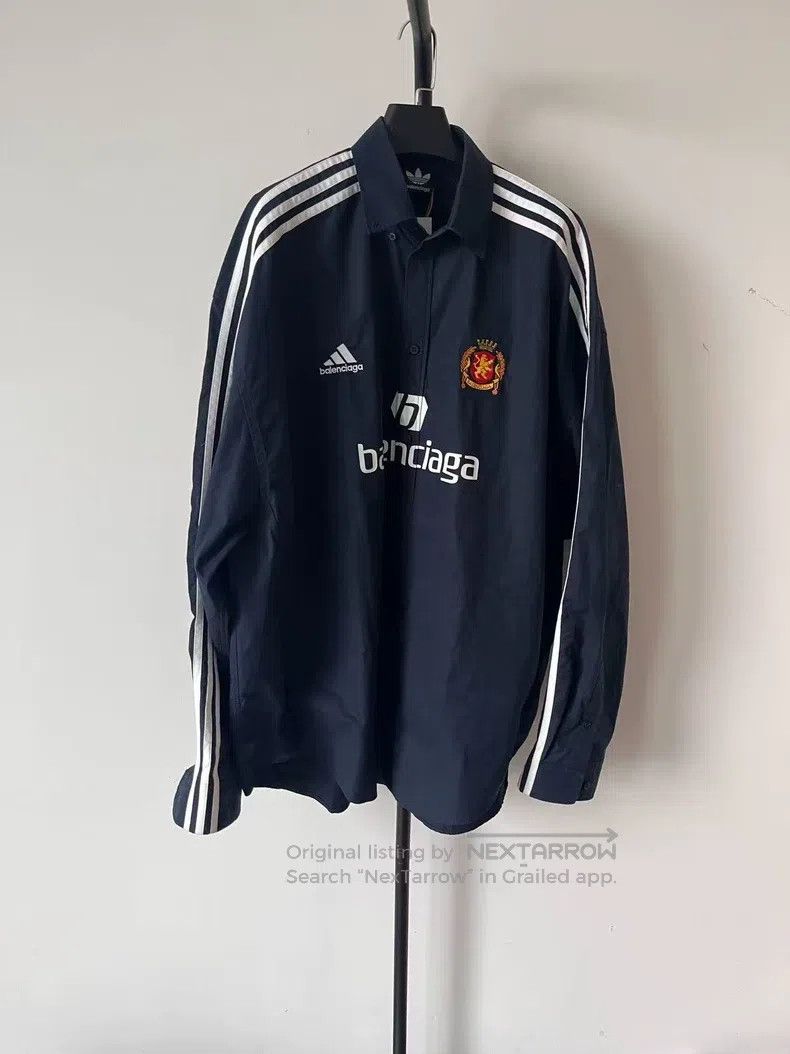 Balenciaga Balenciaga Manchester United Embroidered Letter Logo Shirt Size US M / EU 48-50 / 2 - 1 Thumbnail