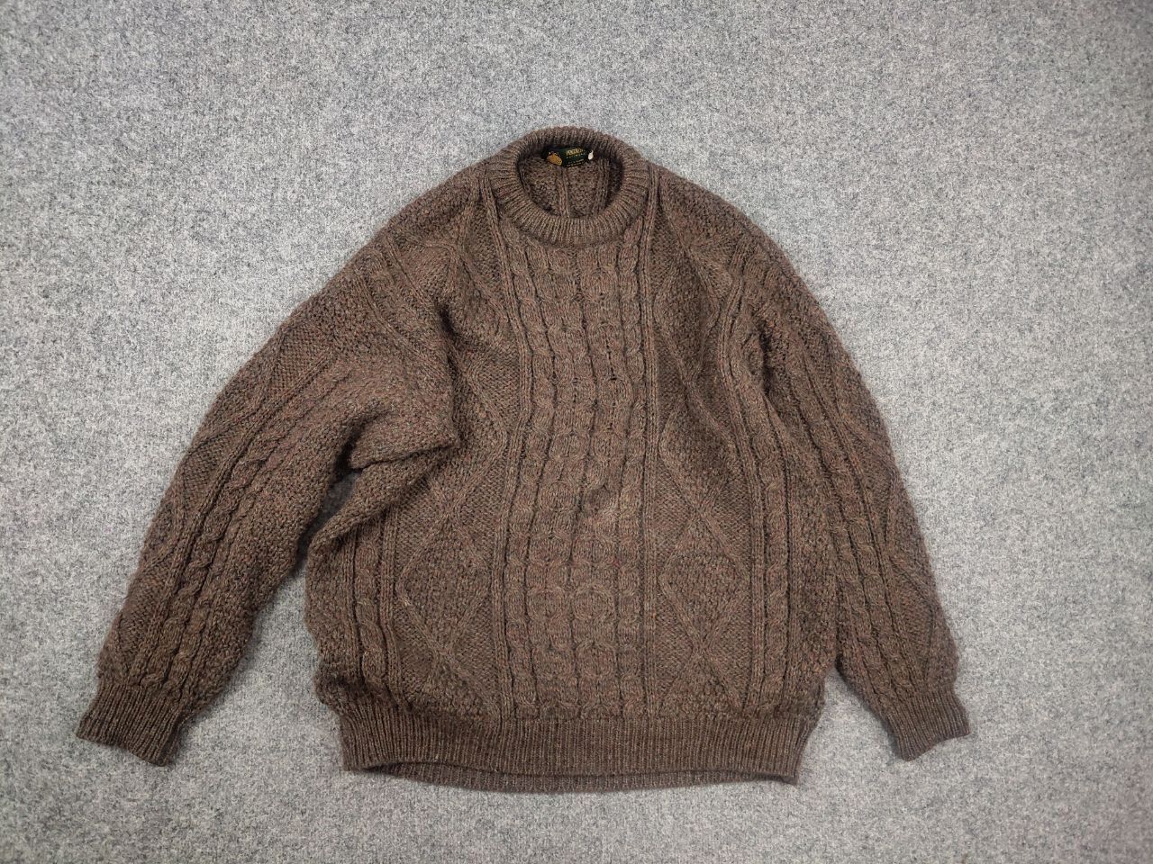Vintage 80's Peregrine cable fisherman Sweater Wool England